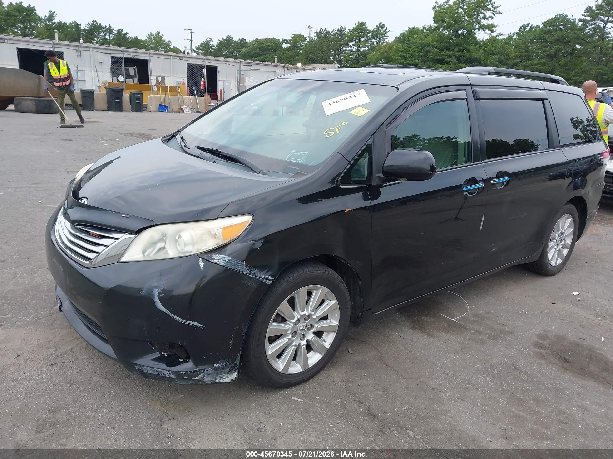 2011 Toyota Sienna Limited Black vin: 5TDDK3DCXBS019835