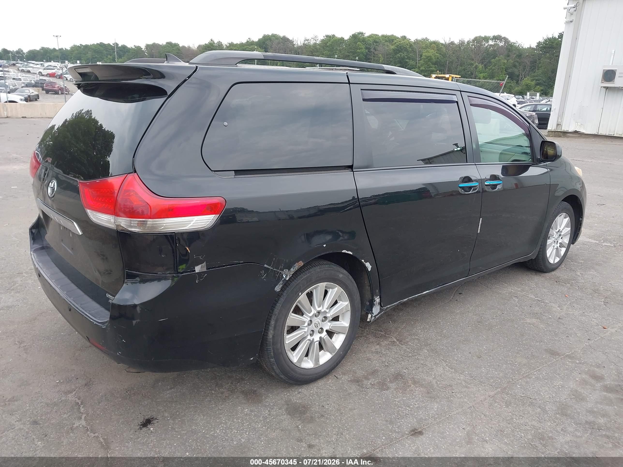 2011 Toyota Sienna Limited Black vin: 5TDDK3DCXBS019835