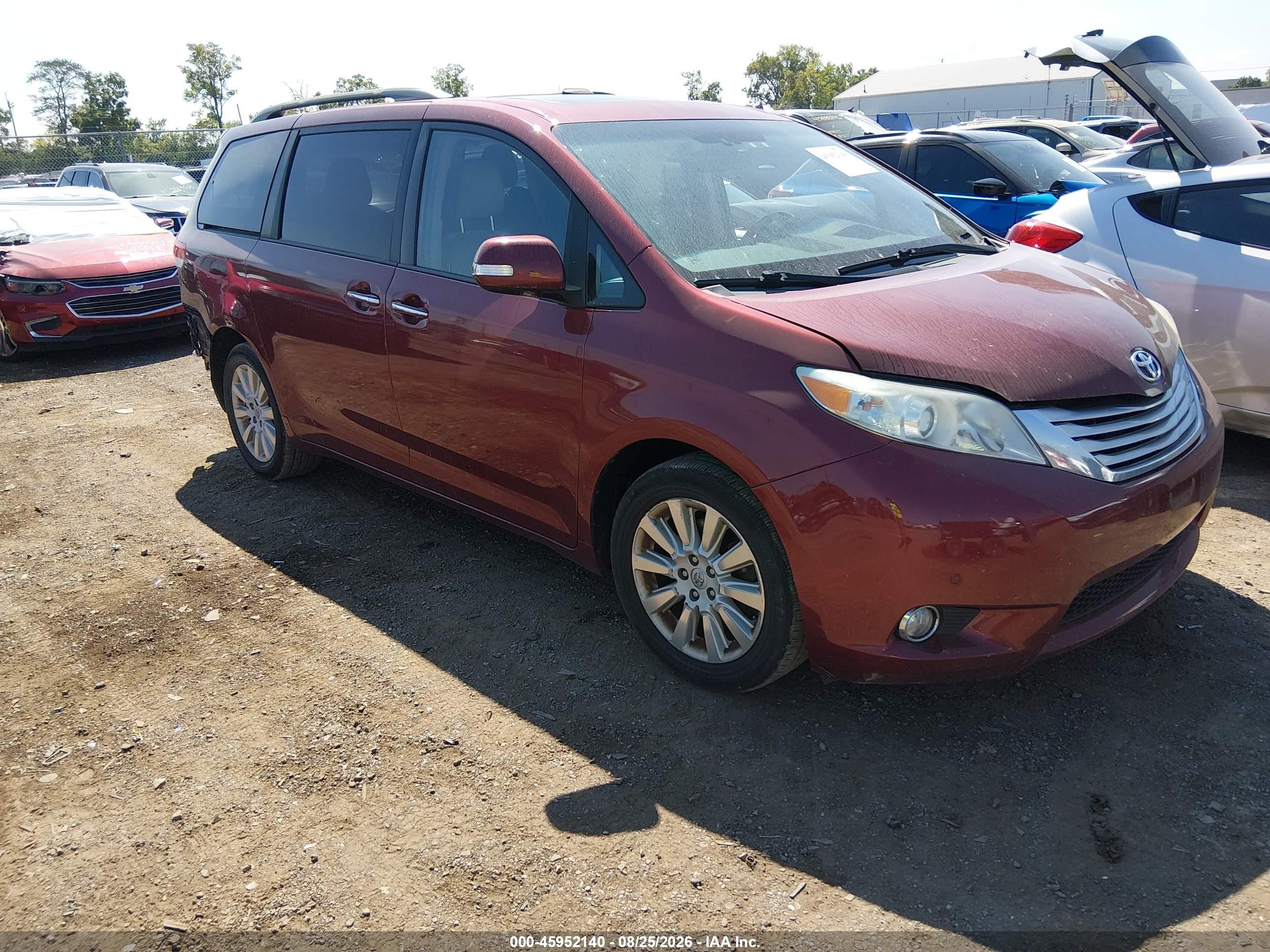 2013 Toyota Sienna Limited 7 Passenger Burgundy vin: 5TDDK3DCXDS070349