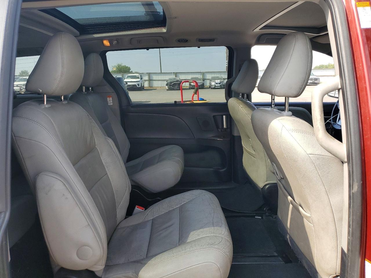 2015 Toyota Sienna Limited 7-passenger Burgundy vin: 5TDDK3DCXFS110836