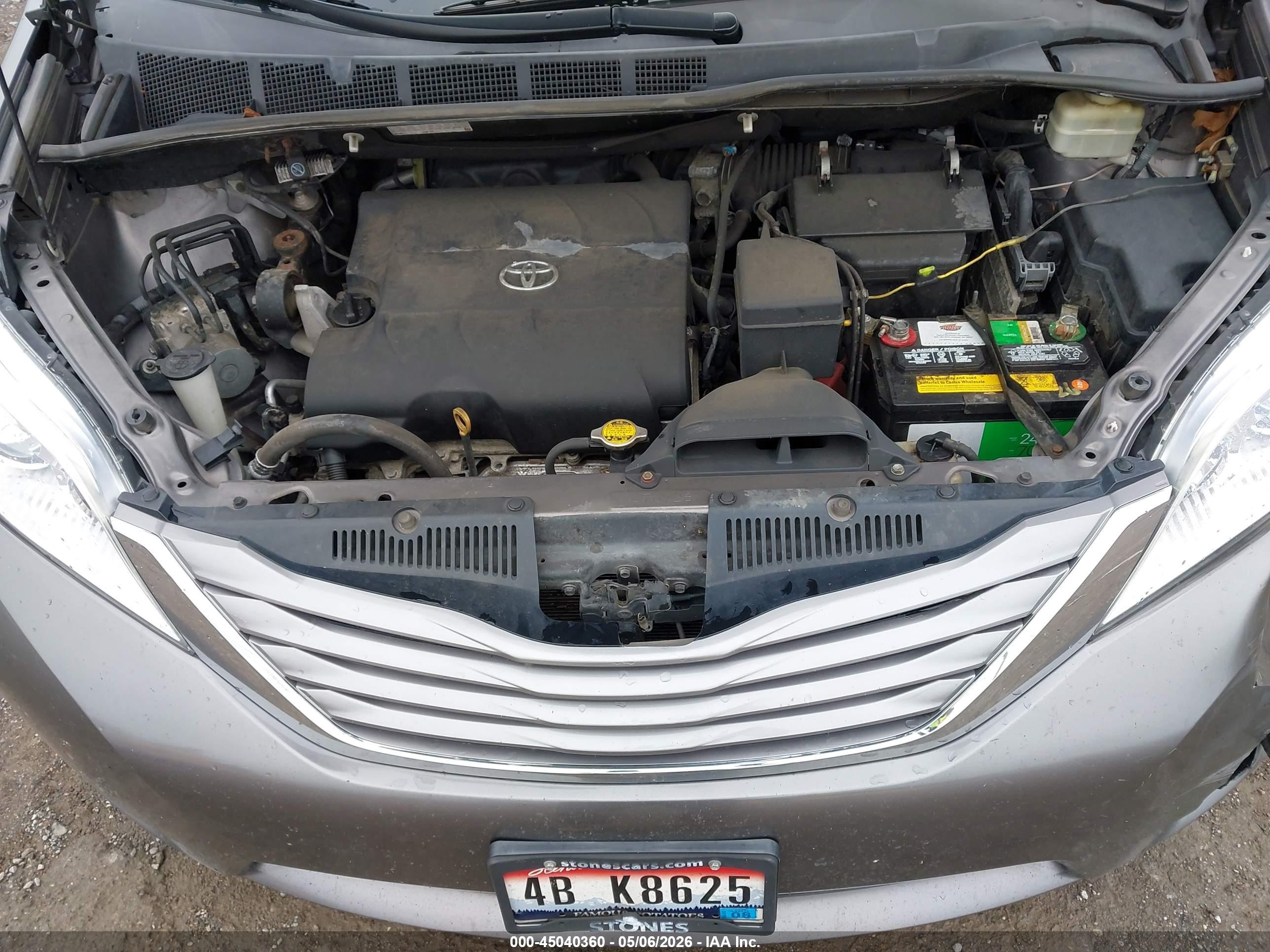 2016 Toyota Sienna Xle Серый vin: 5TDDK3DCXGS136564