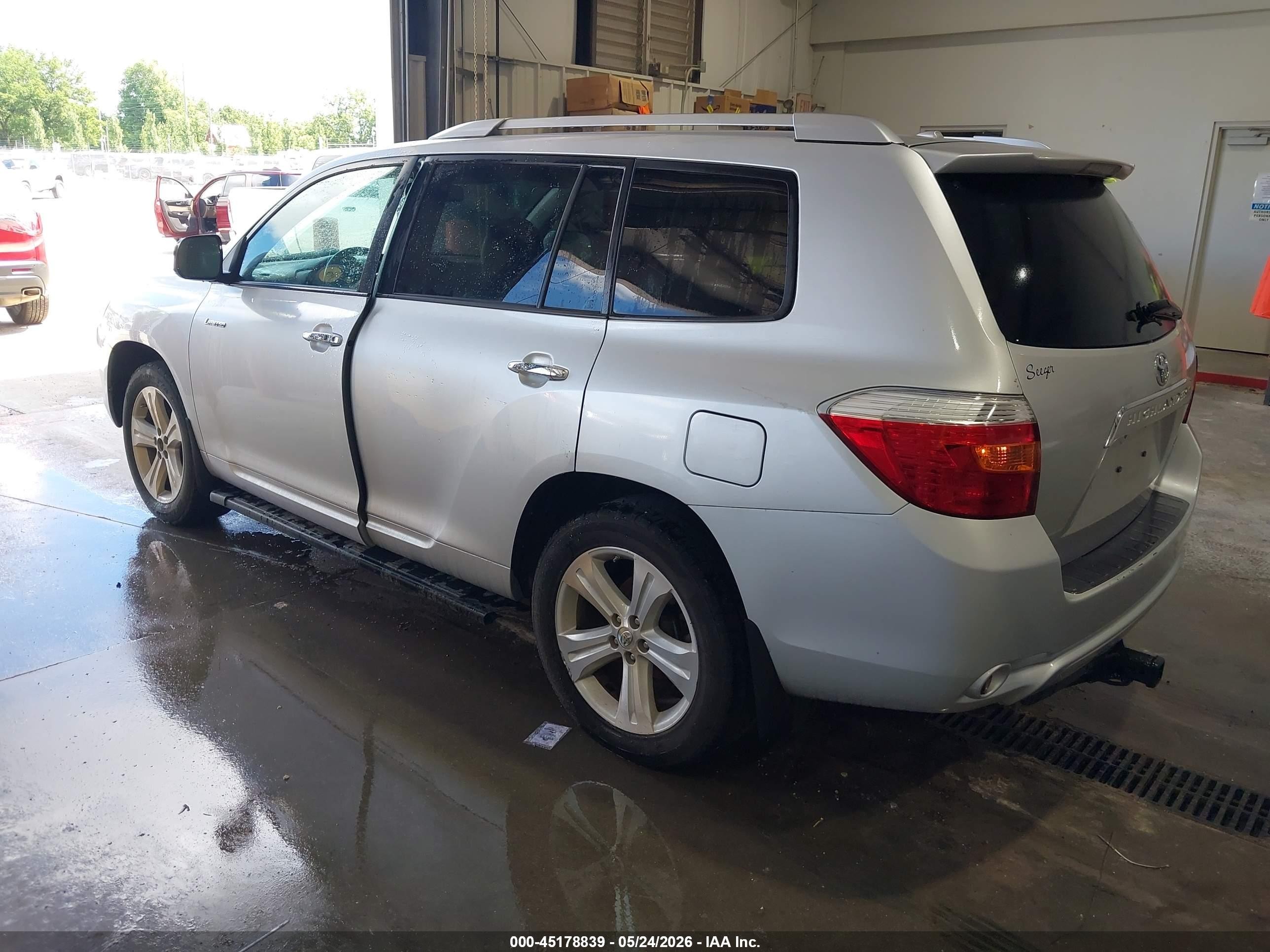 2010 Toyota Highlander Limited V6 Silver vin: 5TDDK3EH0AS022543