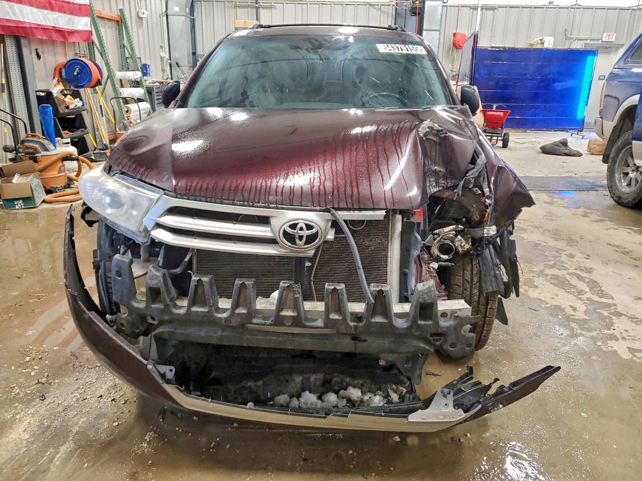 2011 Toyota Highlander Limited Темно-бордовый vin: 5TDDK3EH0BS044639