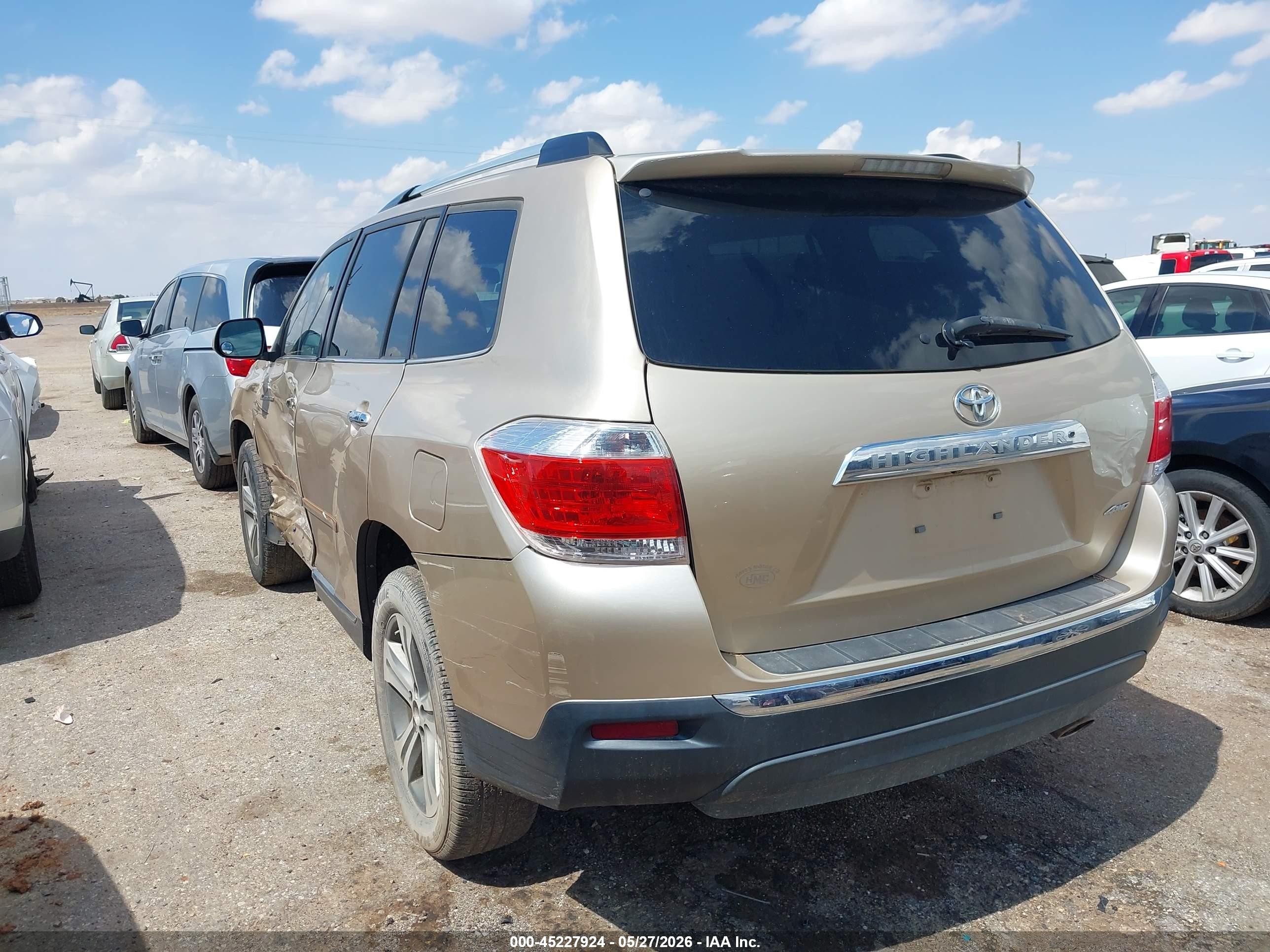 2011 Toyota Highlander Limited V6 Champagne vin: 5TDDK3EH0BS050361