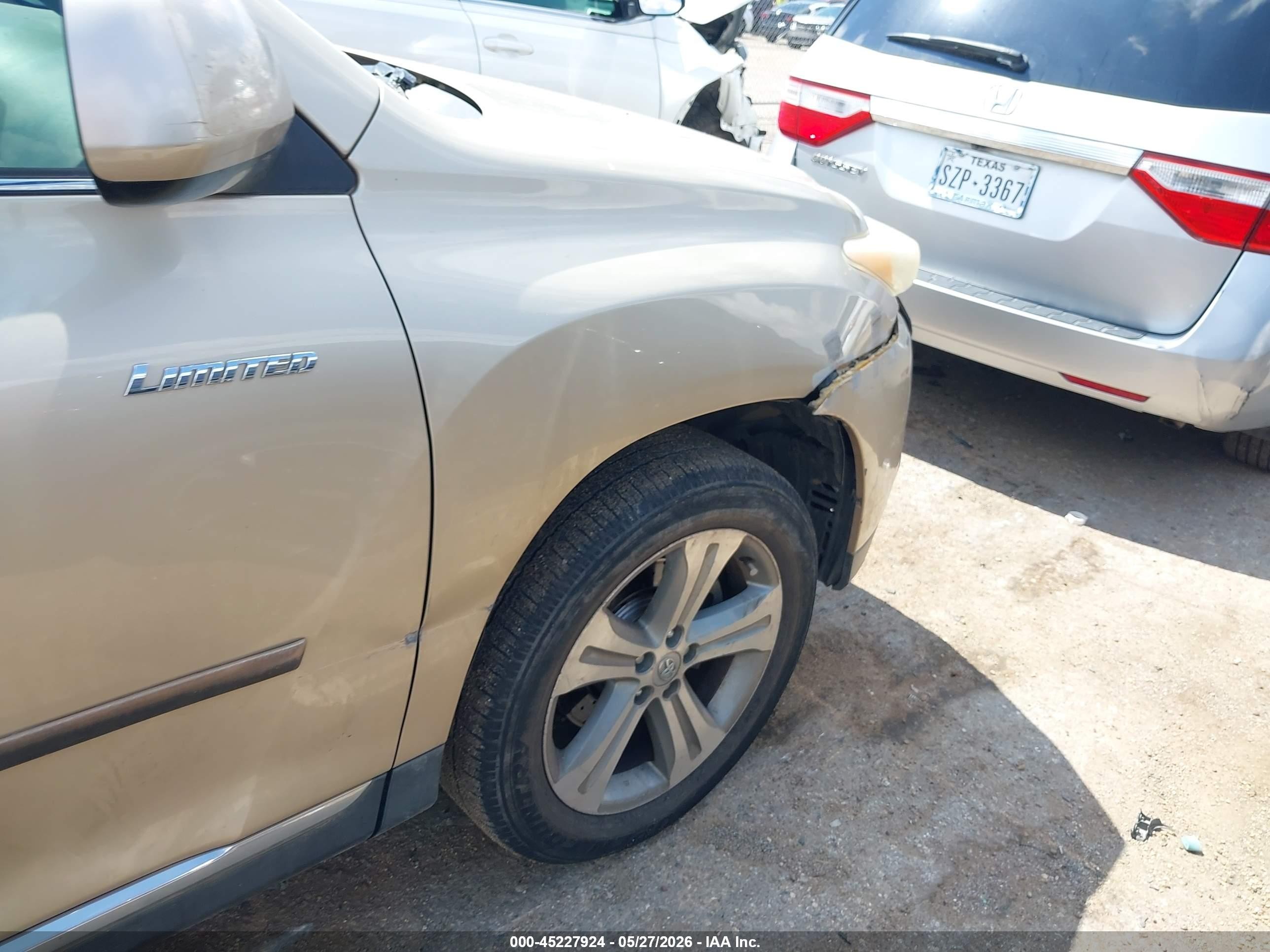 2011 Toyota Highlander Limited V6 Champagne vin: 5TDDK3EH0BS050361