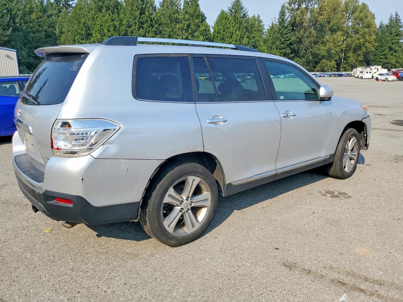 2011 Toyota Highlander Limited Серебряный vin: 5TDDK3EH0BS053891