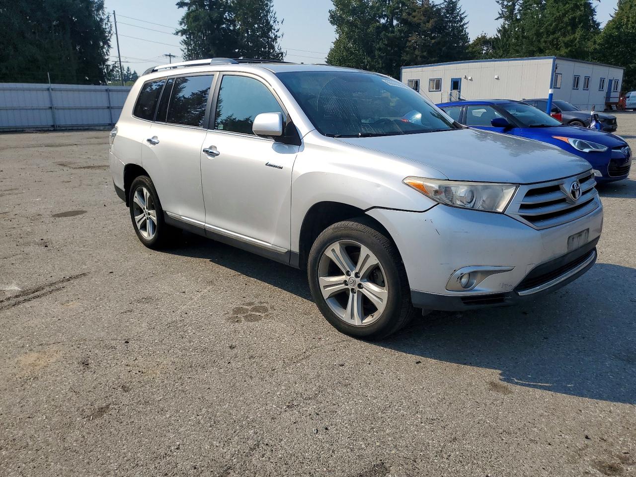 2011 Toyota Highlander Limited Серебряный vin: 5TDDK3EH0BS053891