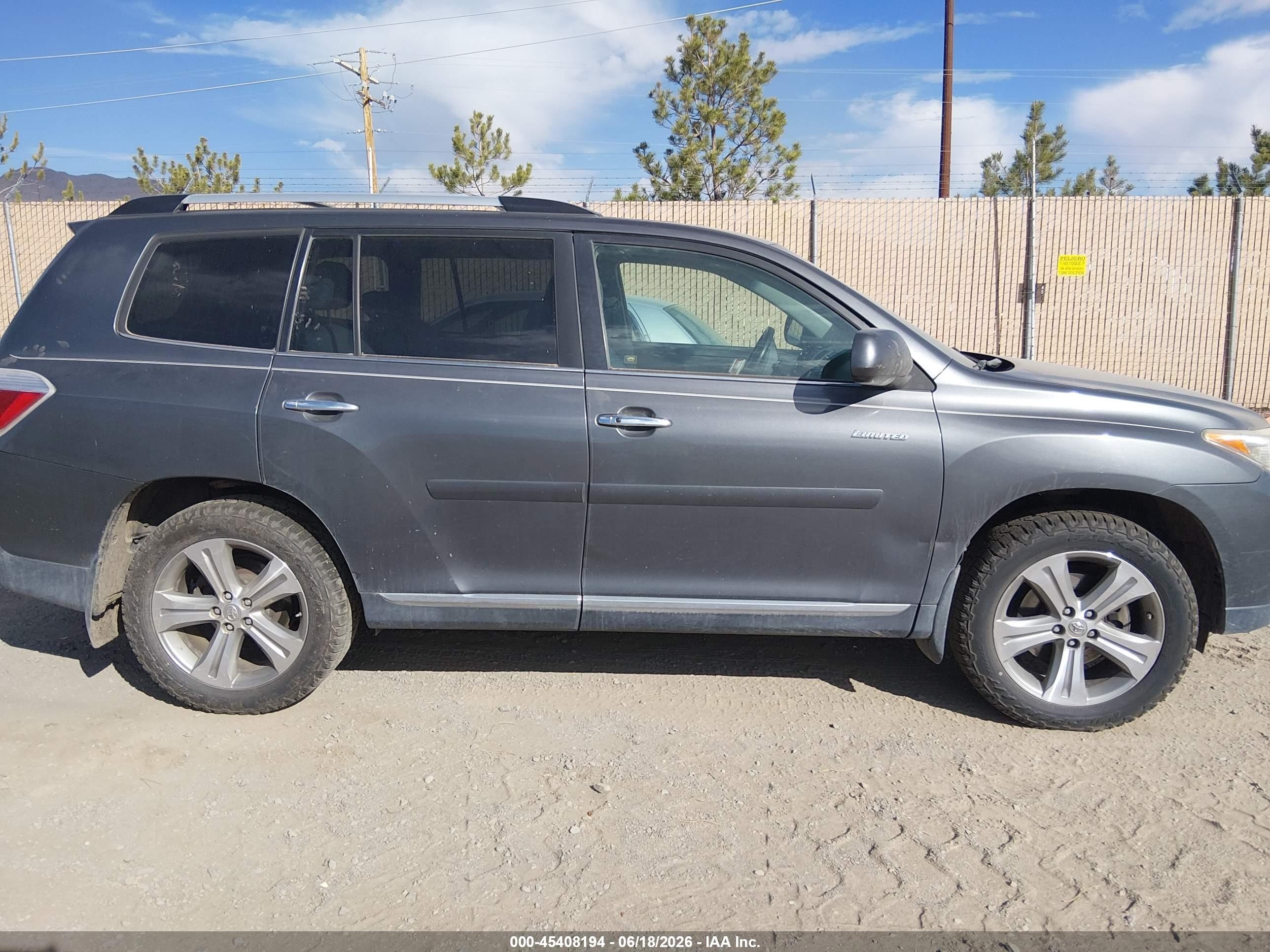 2011 Toyota Highlander Limited V6 Gray vin: 5TDDK3EH0BS065572