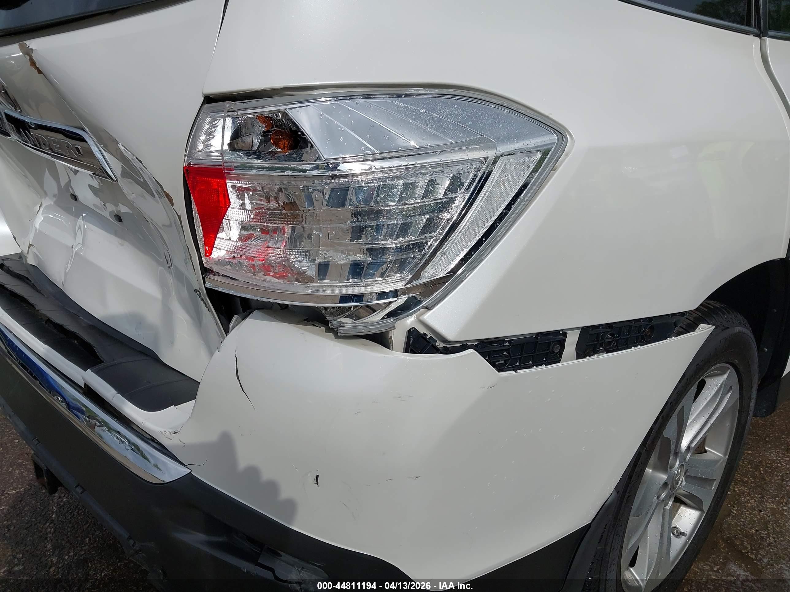 2012 Toyota Highlander Limited V6 Белый vin: 5TDDK3EH0CS117770