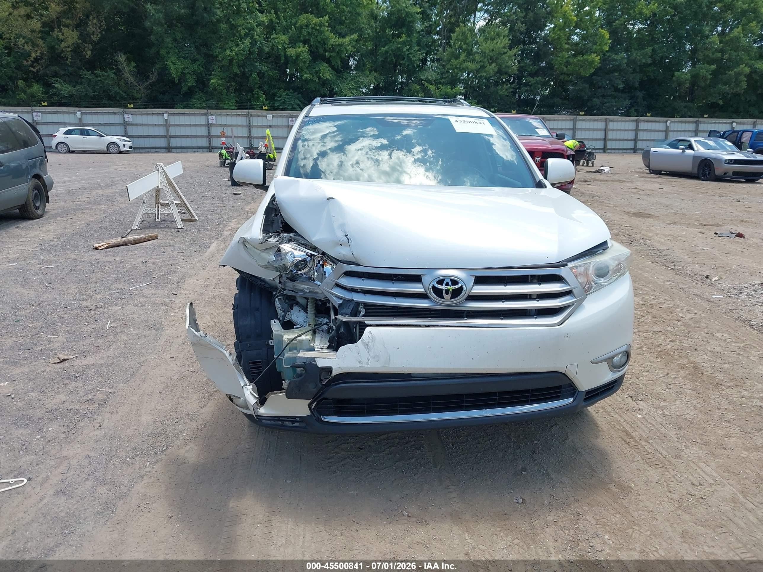 2012 Toyota Highlander Limited V6 White vin: 5TDDK3EH0CS137047