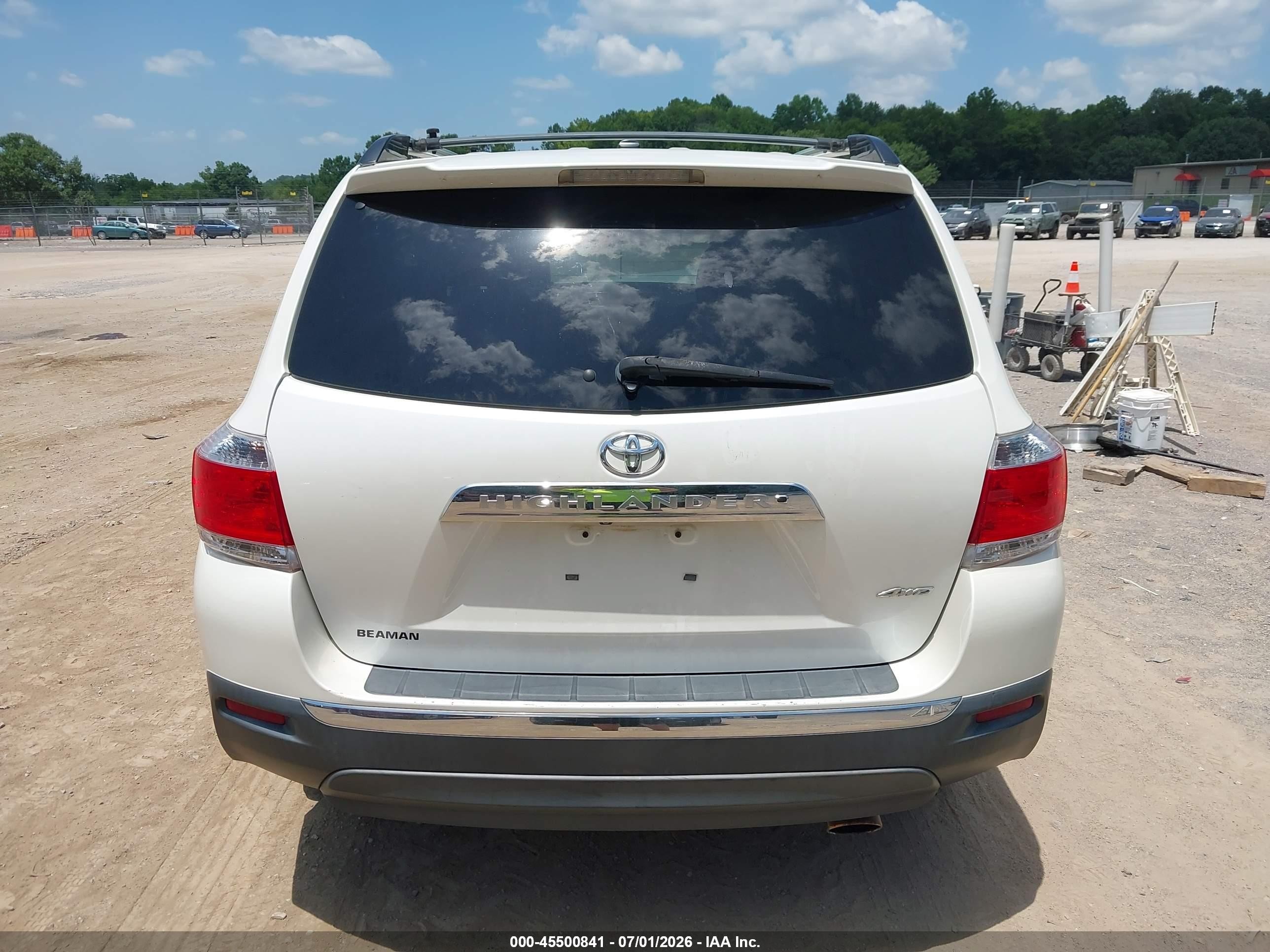 2012 Toyota Highlander Limited V6 White vin: 5TDDK3EH0CS137047