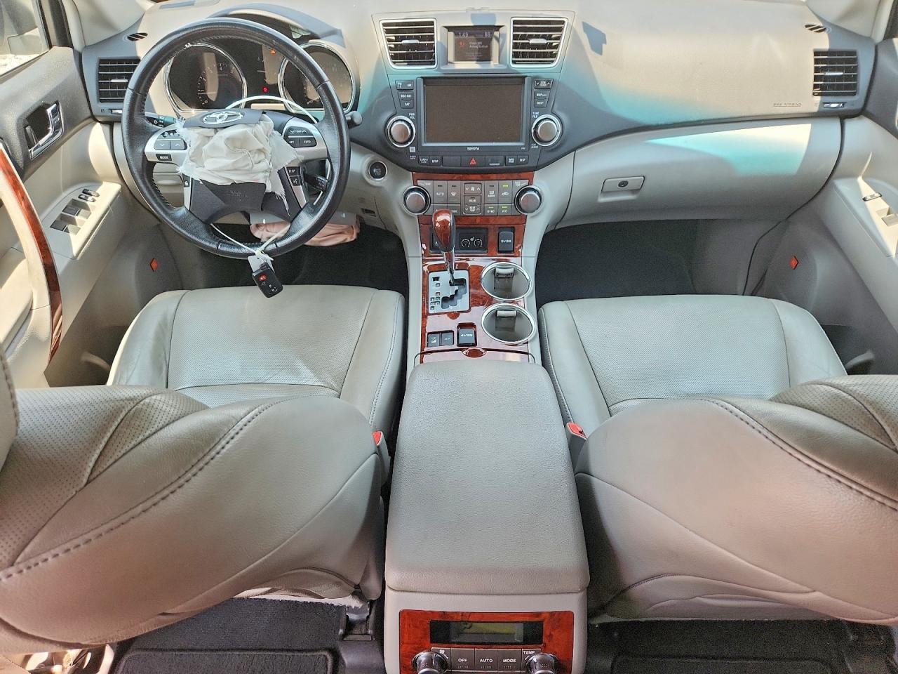 2012 Toyota Highlander Limited White vin: 5TDDK3EH0CS169934