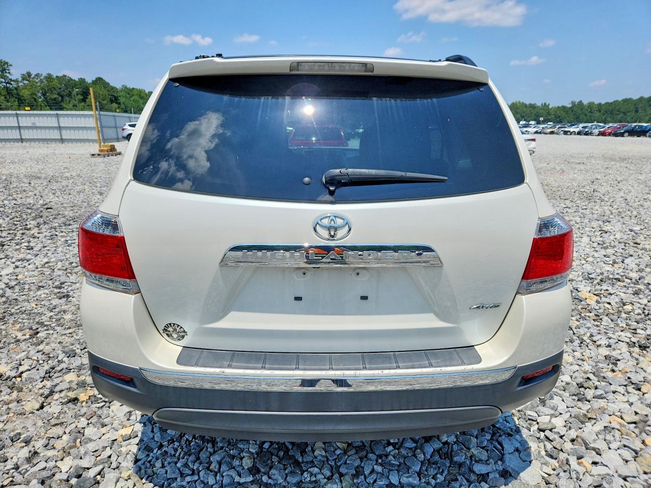 2012 Toyota Highlander Limited White vin: 5TDDK3EH0CS169934