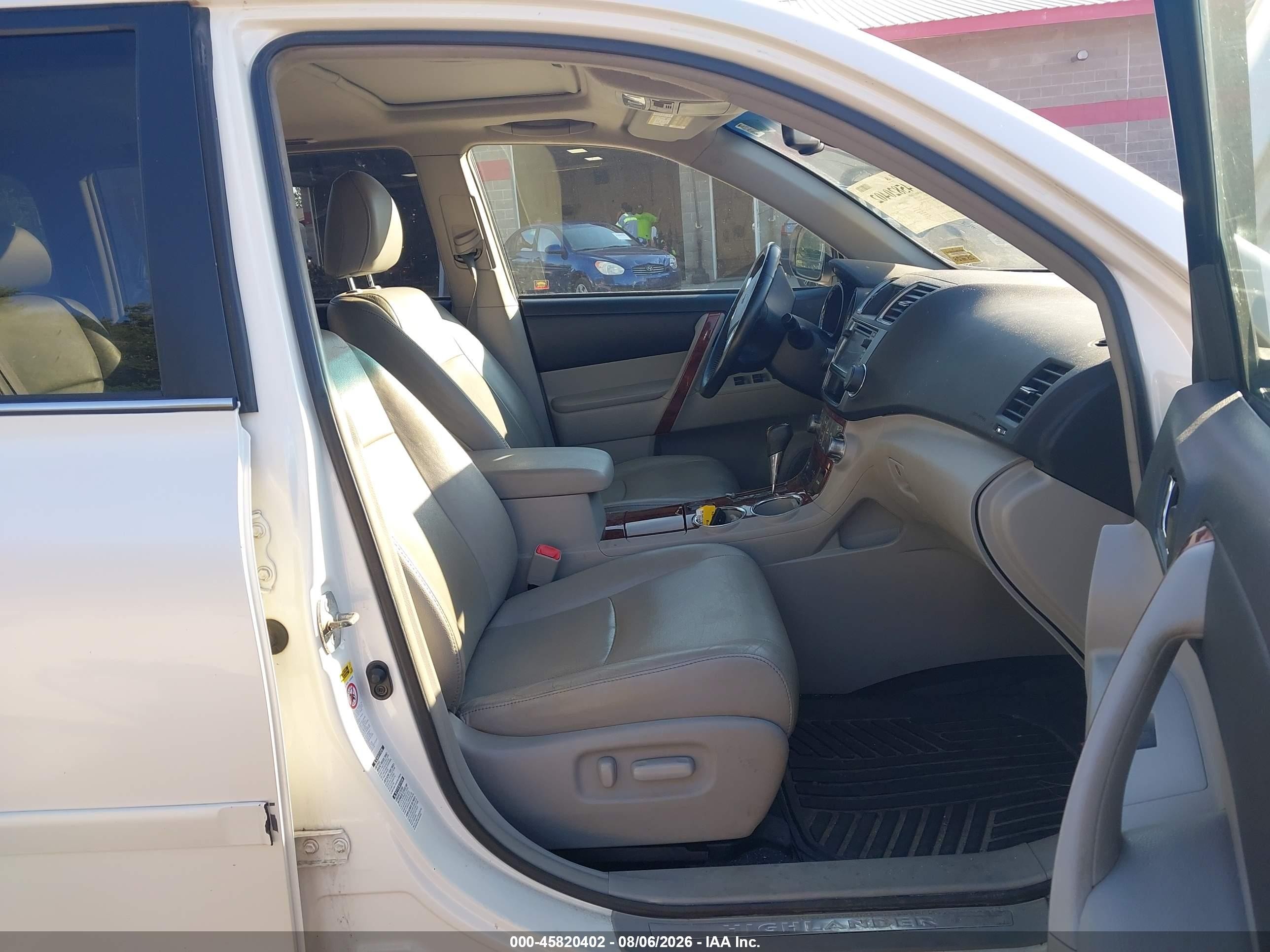 2013 Toyota Highlander Limited V6 White vin: 5TDDK3EH0DS178781