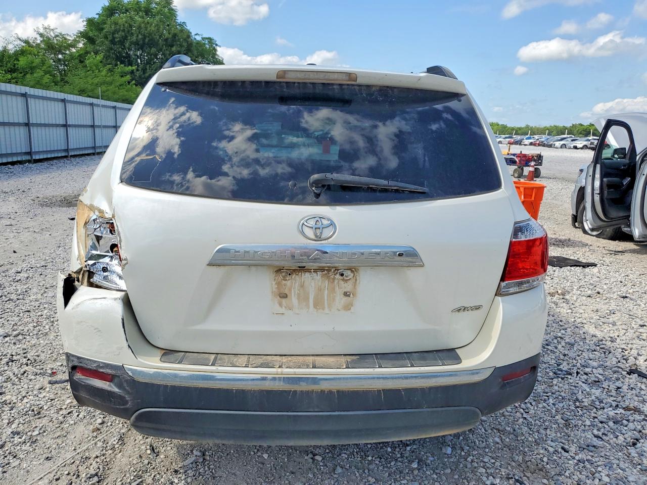 2013 Toyota Highlander Limited White vin: 5TDDK3EH0DS268089