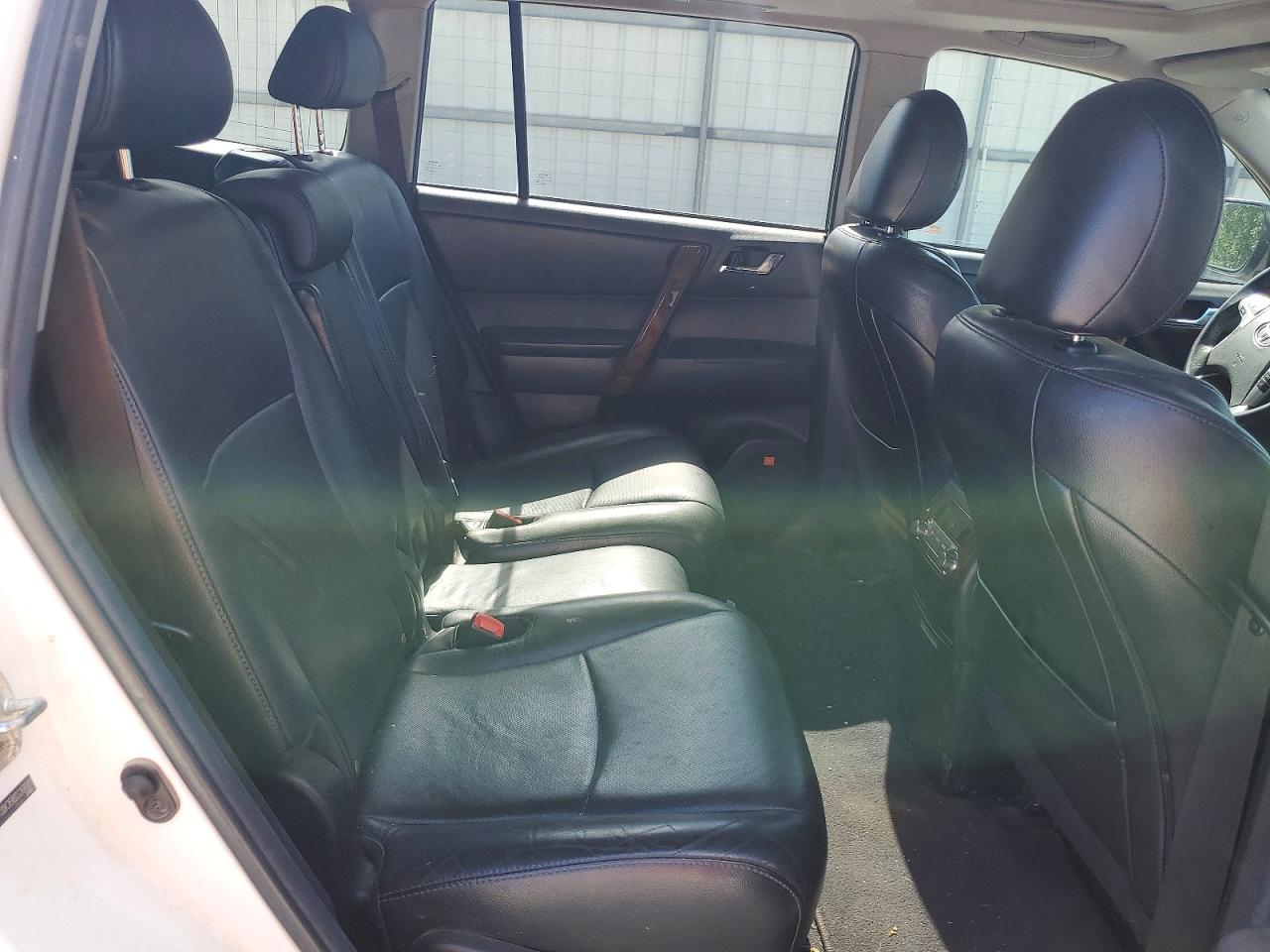 2013 Toyota Highlander Limited White vin: 5TDDK3EH0DS268089