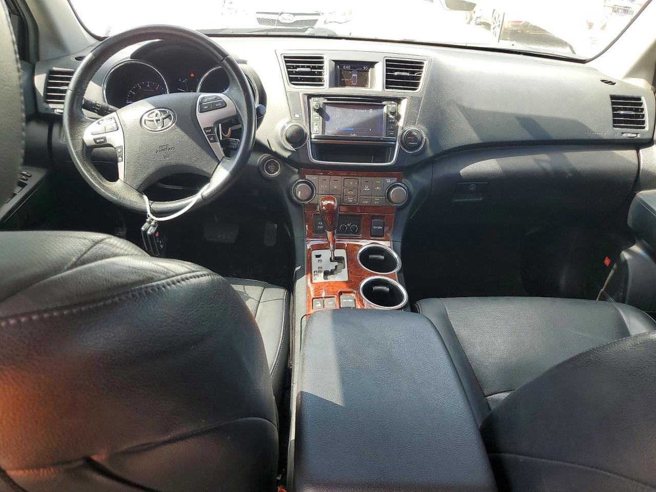 2013 Toyota Highlander Limited White vin: 5TDDK3EH0DS268089