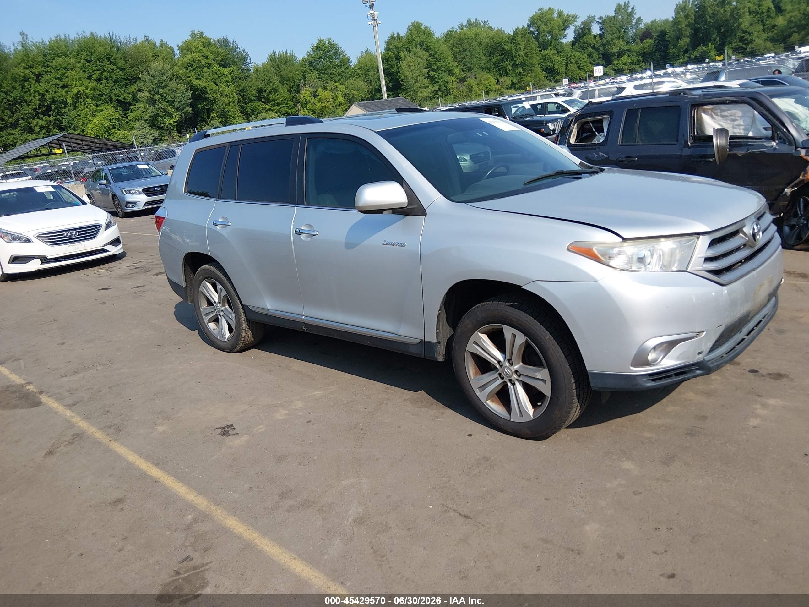 2013 Toyota Highlander Limited V6 Silver vin: 5TDDK3EH0DS275446