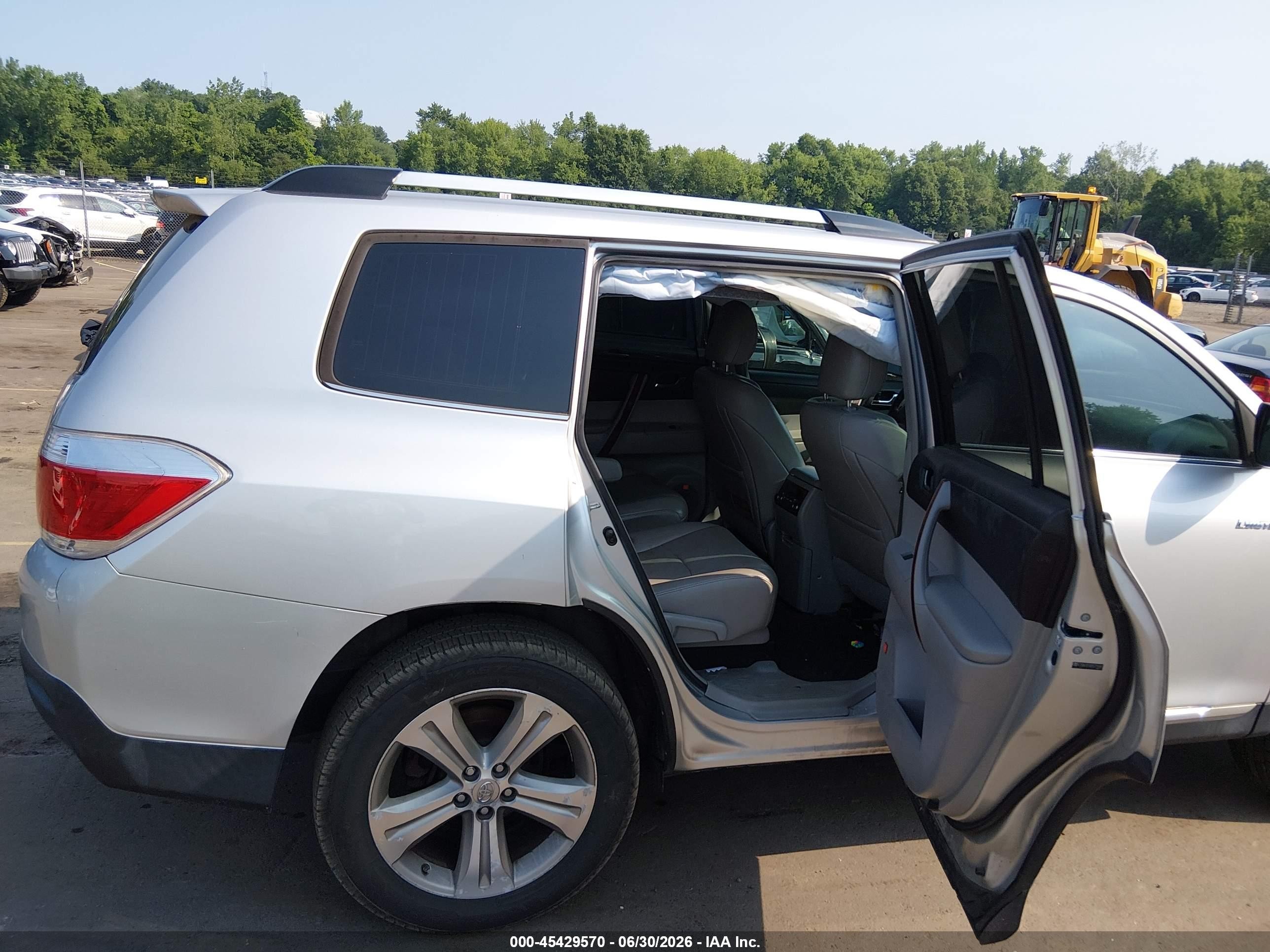 2013 Toyota Highlander Limited V6 Silver vin: 5TDDK3EH0DS275446