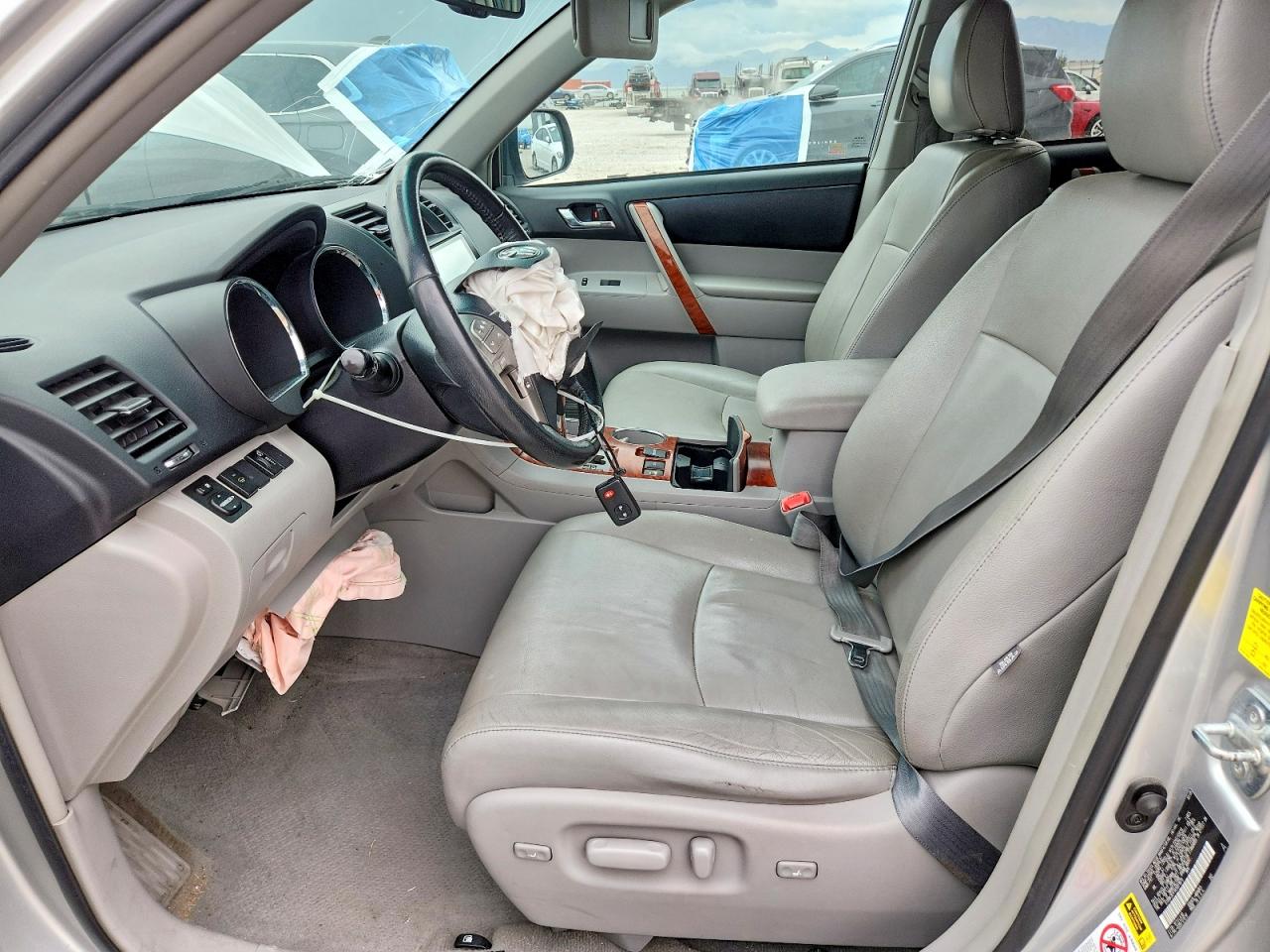 2010 Toyota Highlander Limited Silver vin: 5TDDK3EH1AS001670