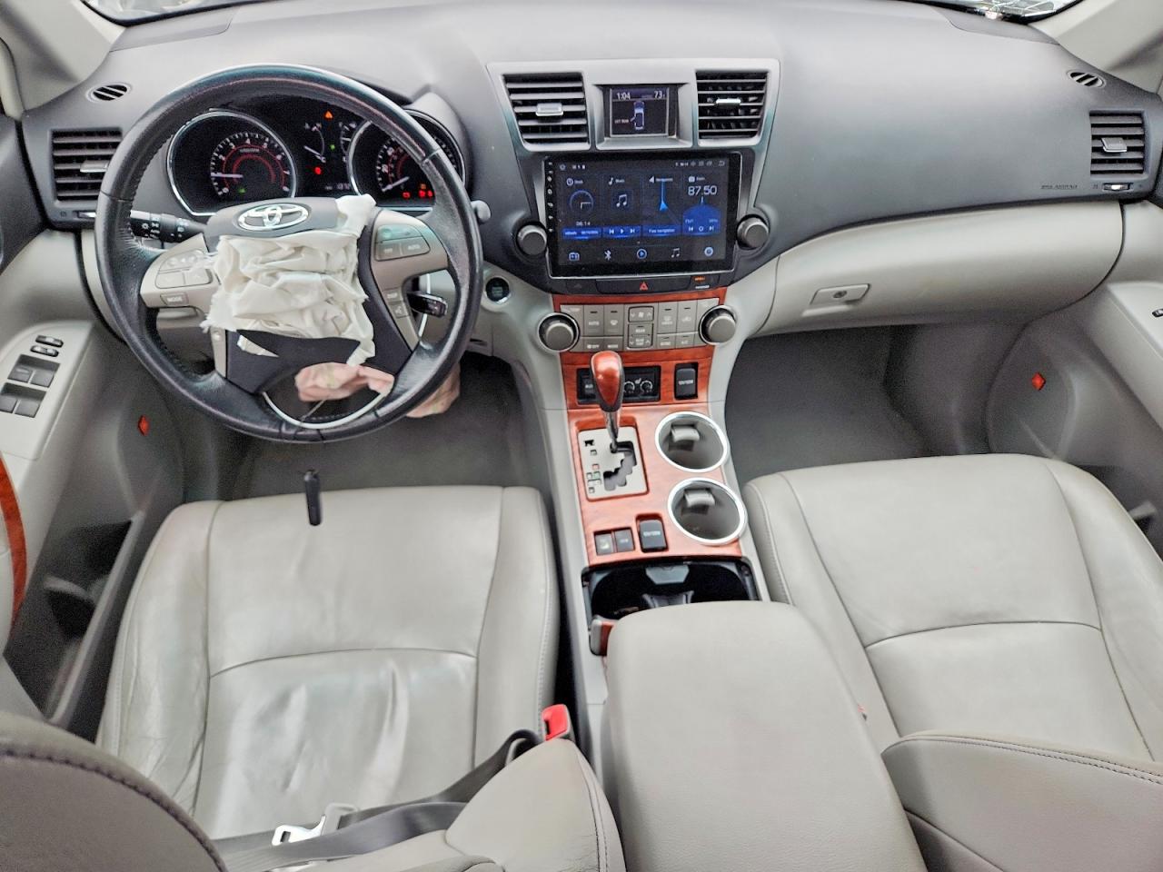 2010 Toyota Highlander Limited Silver vin: 5TDDK3EH1AS001670