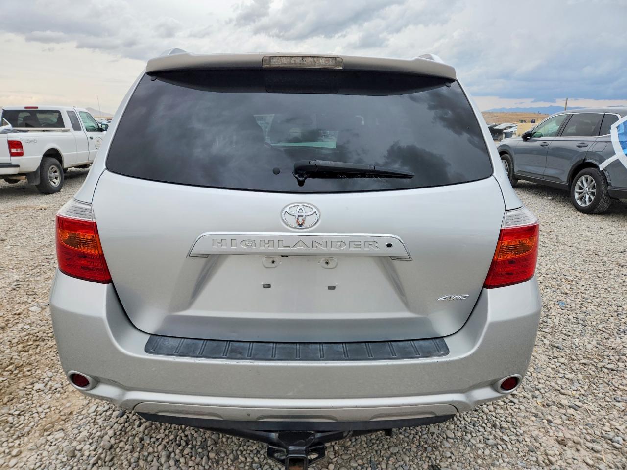 2010 Toyota Highlander Limited Silver vin: 5TDDK3EH1AS001670