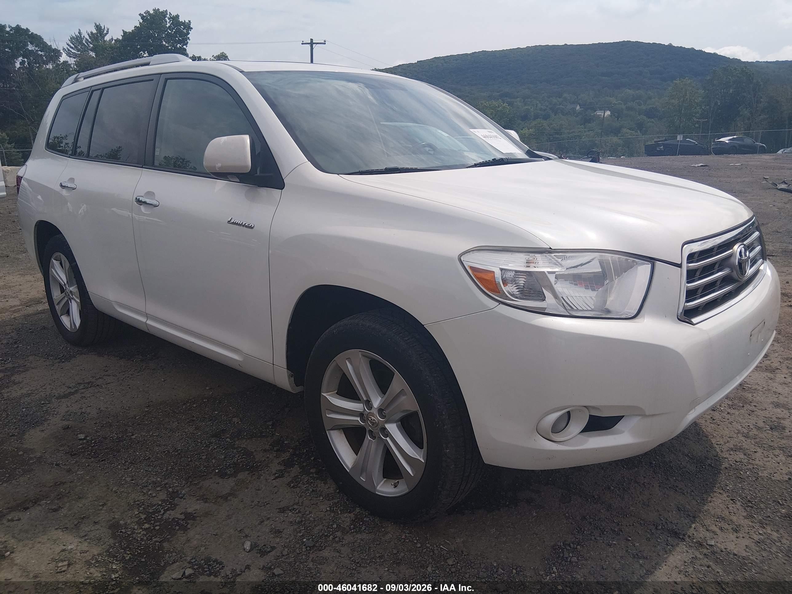 2010 Toyota Highlander Limited White vin: 5TDDK3EH1AS024480