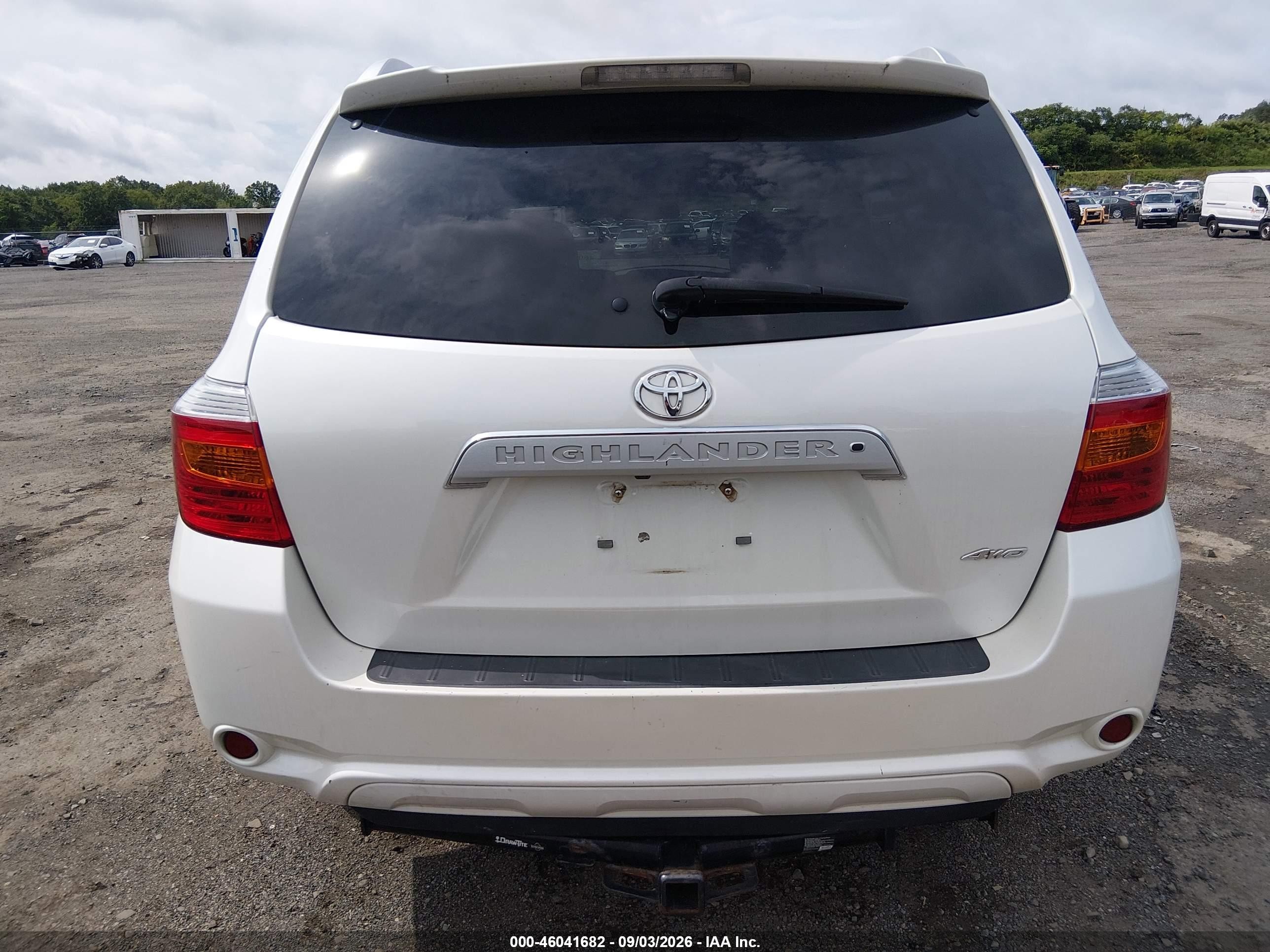2010 Toyota Highlander Limited White vin: 5TDDK3EH1AS024480