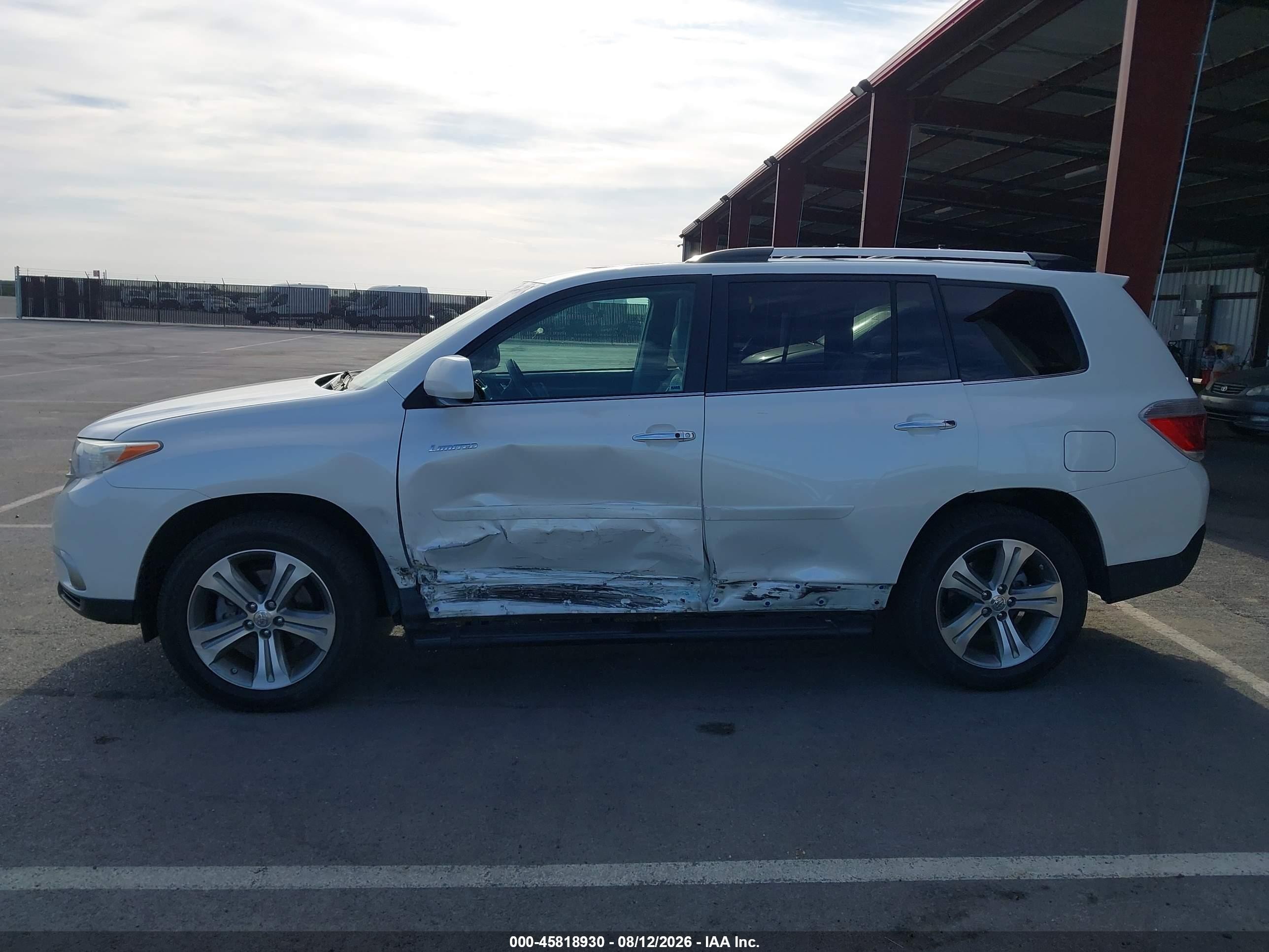 2011 Toyota Highlander Limited V6 Белый vin: 5TDDK3EH1BS045198
