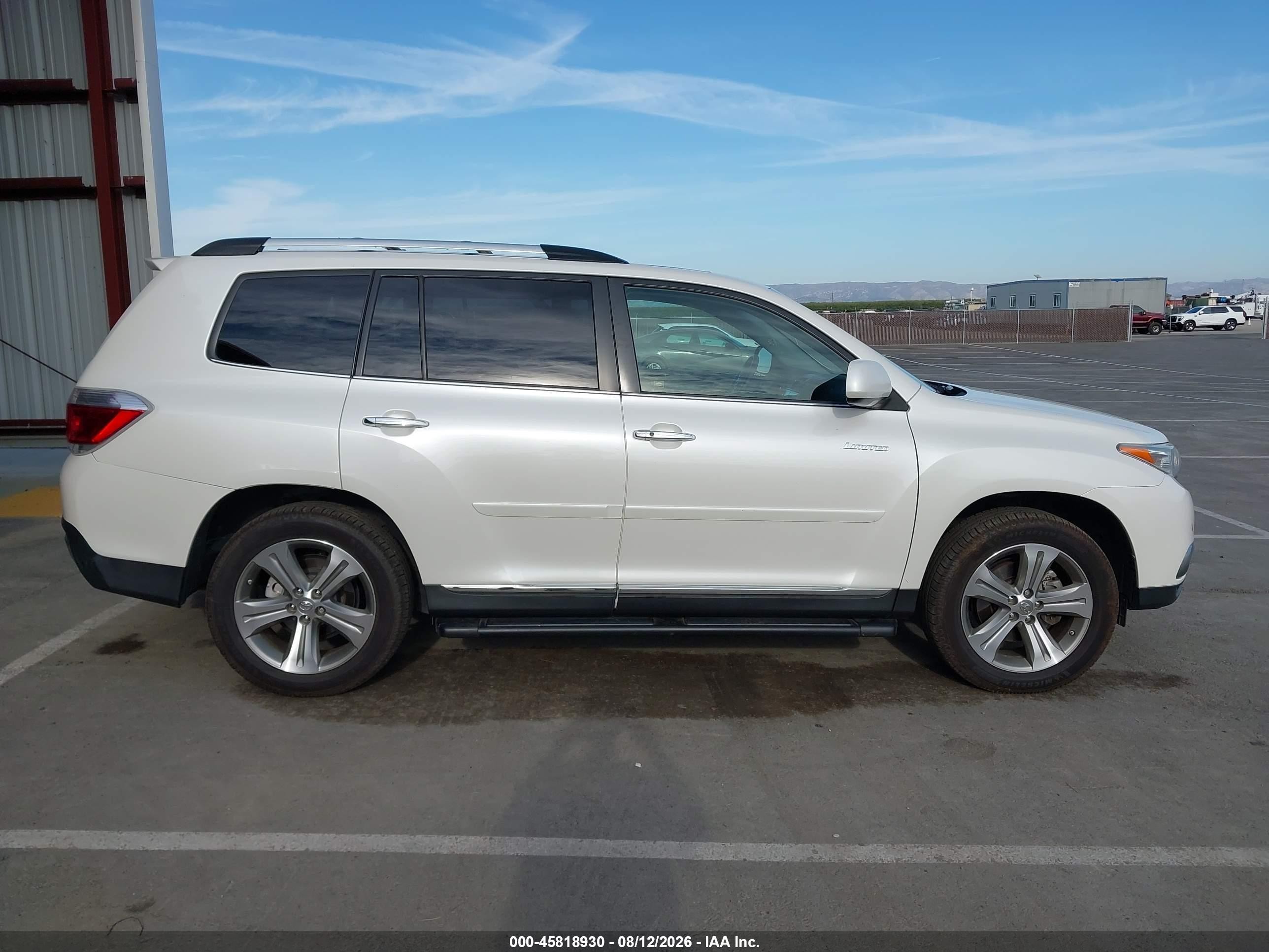 2011 Toyota Highlander Limited V6 Белый vin: 5TDDK3EH1BS045198