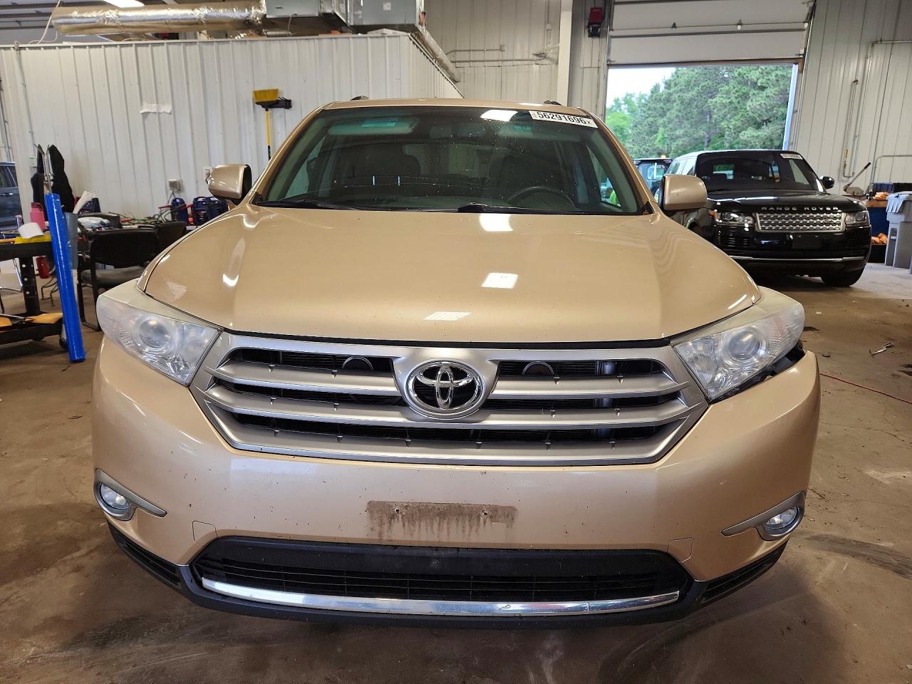 2011 Toyota Highlander Limited Tan vin: 5TDDK3EH1BS085913