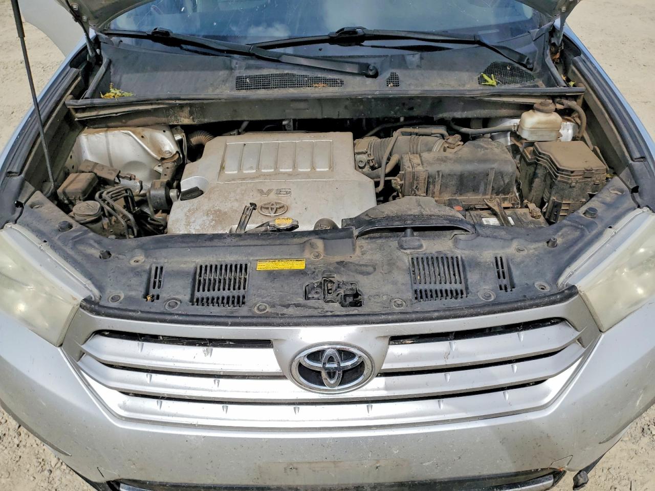2012 Toyota Highlander Limited Silver vin: 5TDDK3EH1CS098176