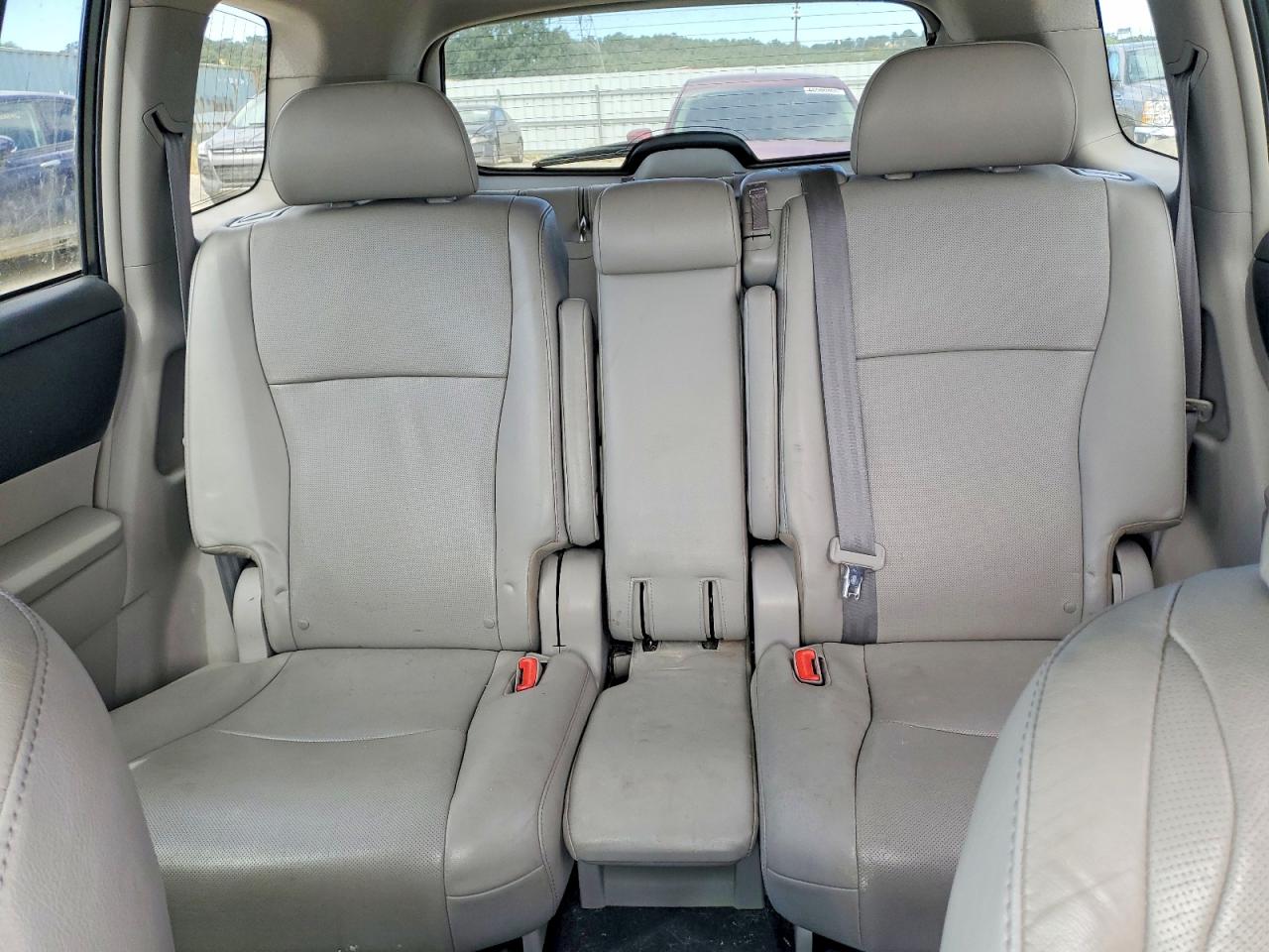 2012 Toyota Highlander Limited Silver vin: 5TDDK3EH1CS098176