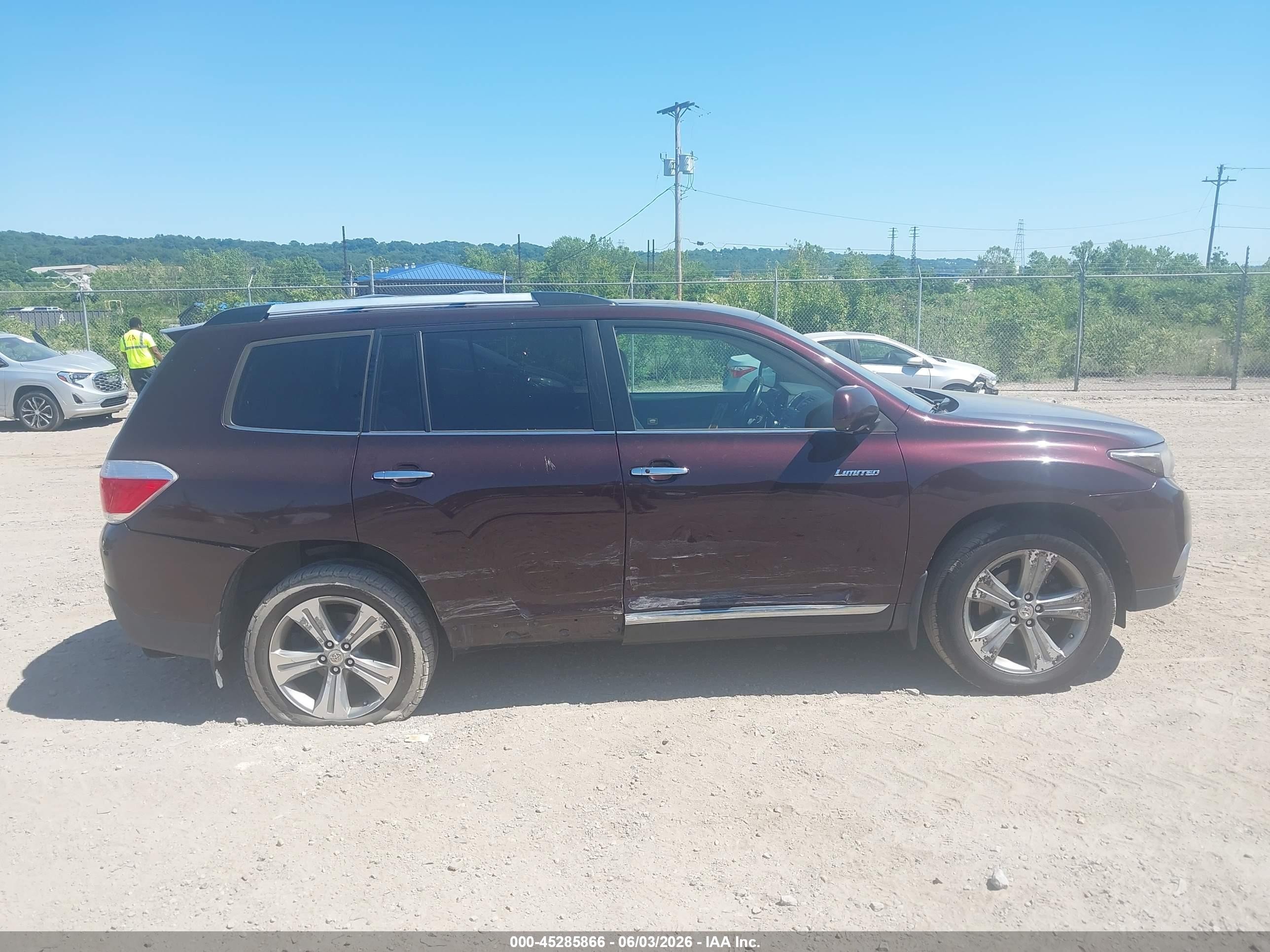 2012 Toyota Highlander Limited V6 Champagne vin: 5TDDK3EH1CS111749