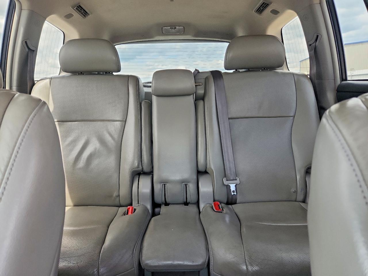 2012 Toyota Highlander Limited White vin: 5TDDK3EH1CS163947