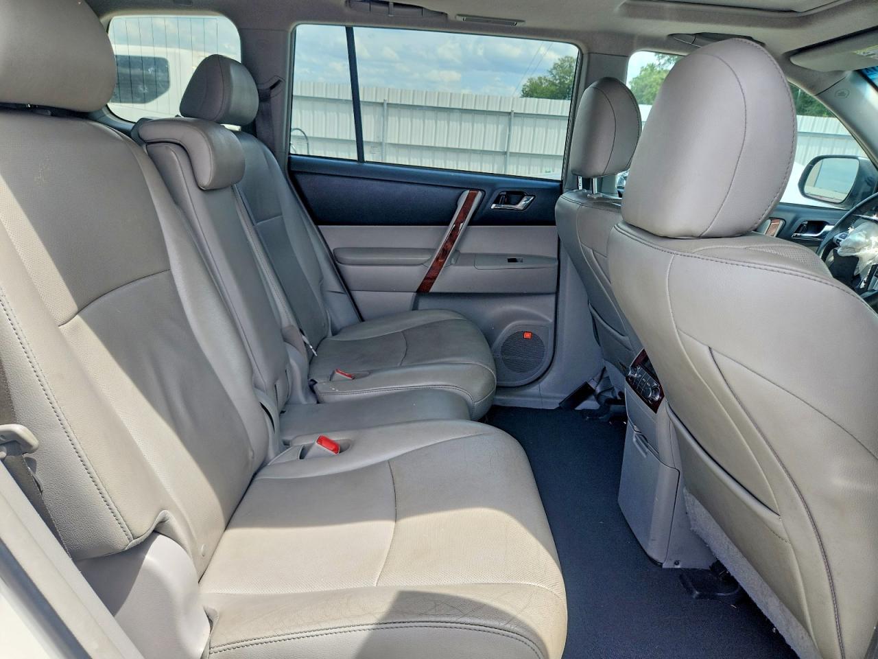 2012 Toyota Highlander Limited White vin: 5TDDK3EH1CS163947