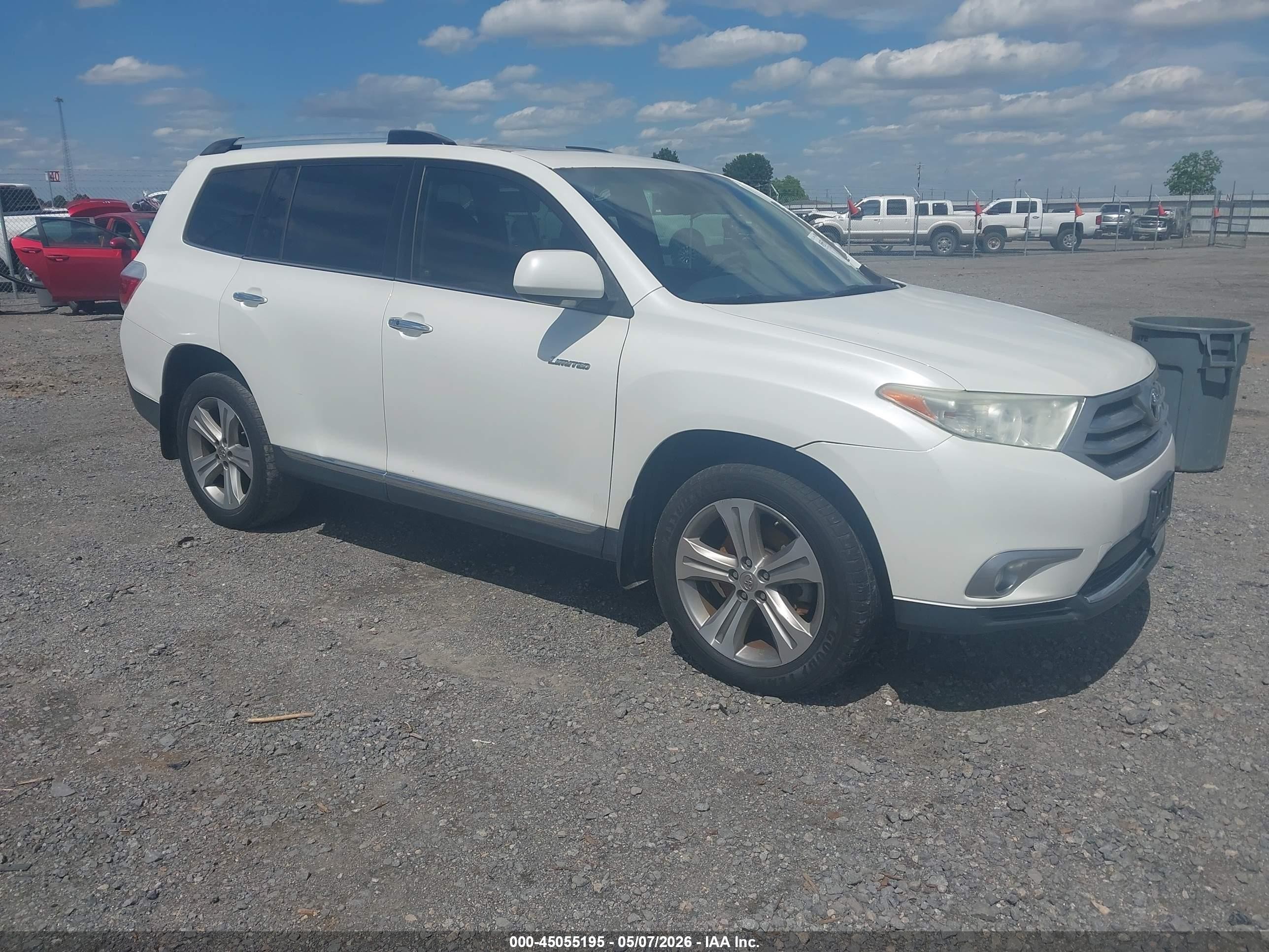 2013 Toyota Highlander Limited V6 White vin: 5TDDK3EH1DS214946