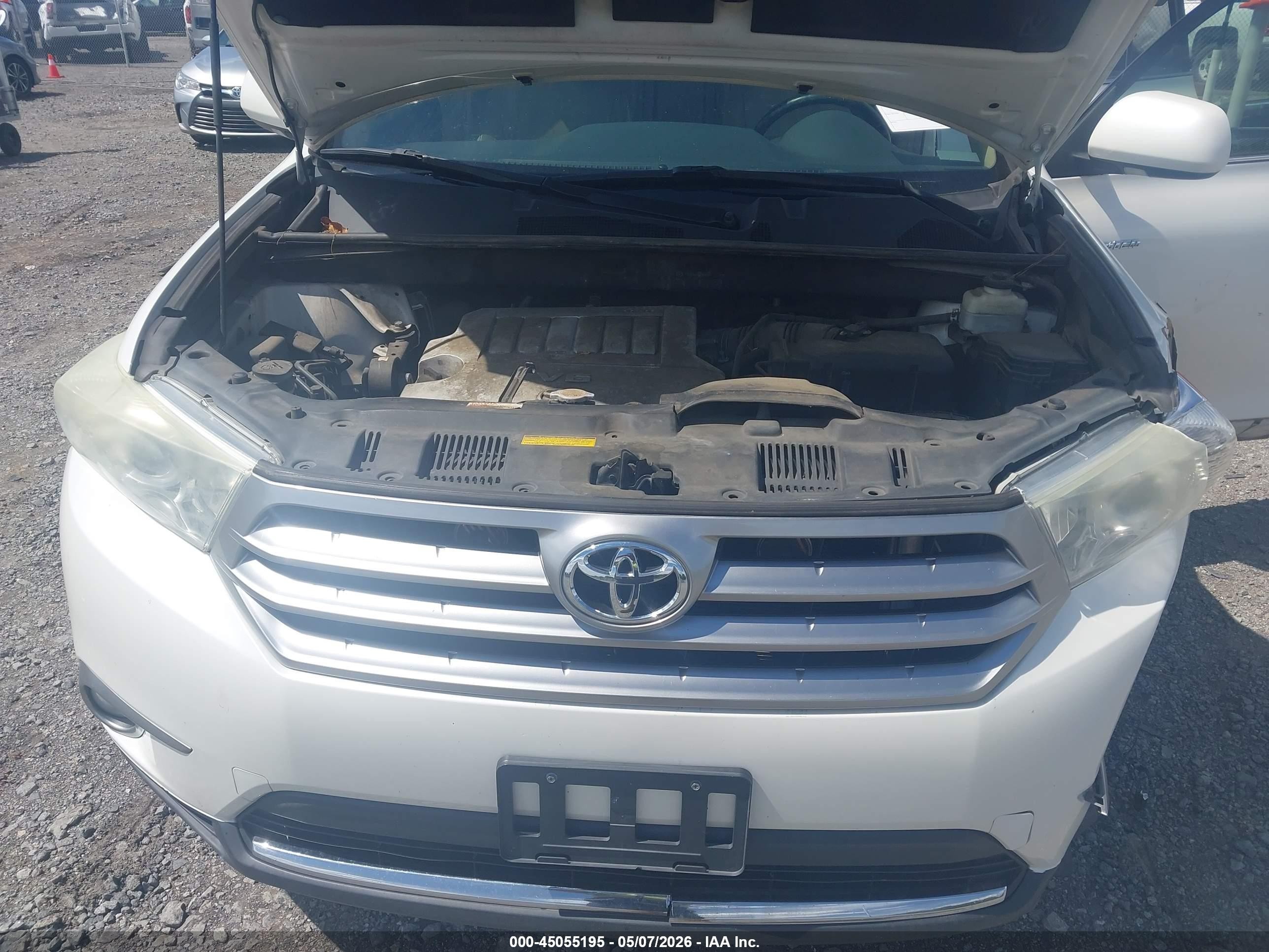 2013 Toyota Highlander Limited V6 White vin: 5TDDK3EH1DS214946