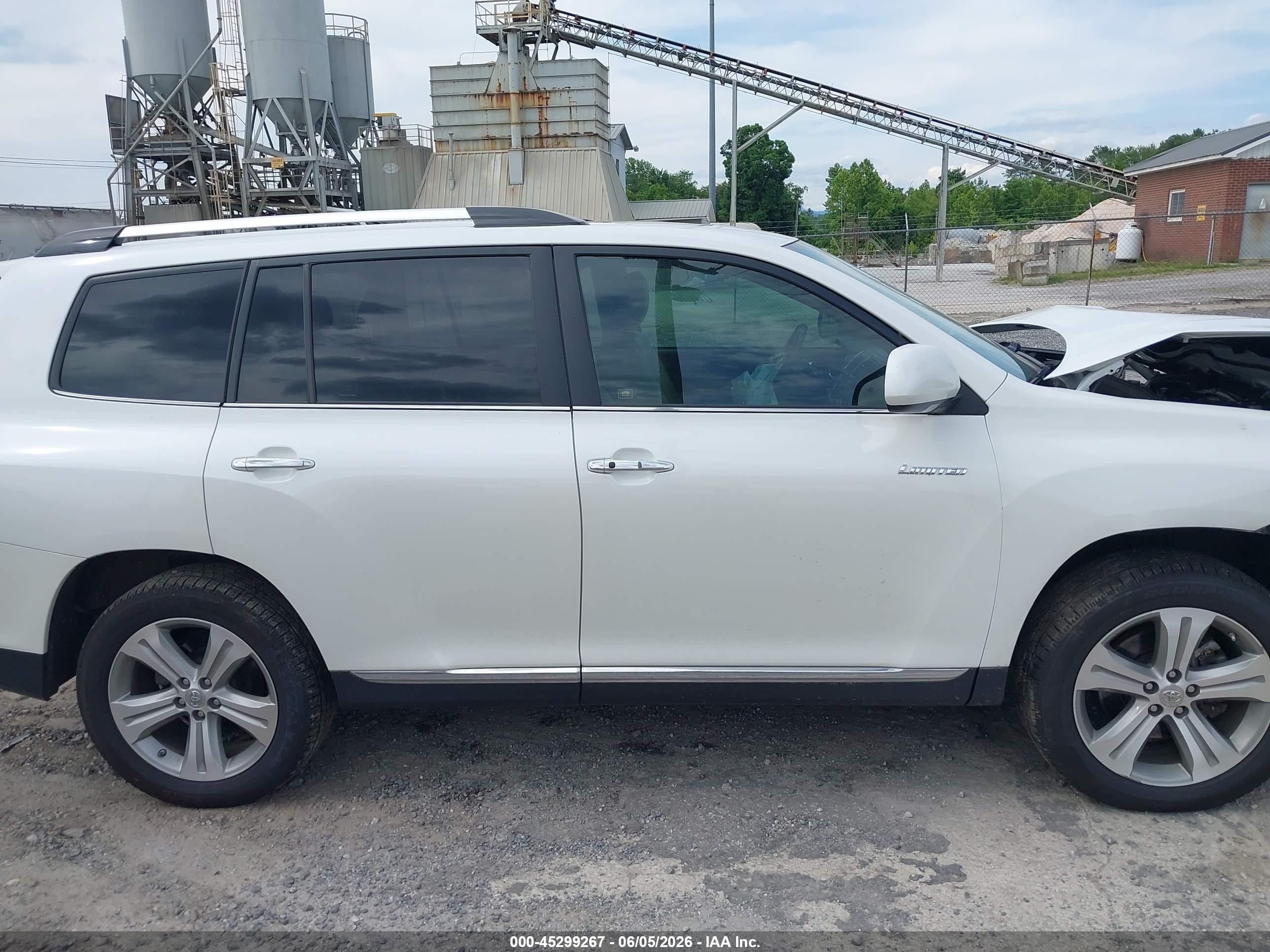 2013 Toyota Highlander Limited V6 White vin: 5TDDK3EH1DS228331