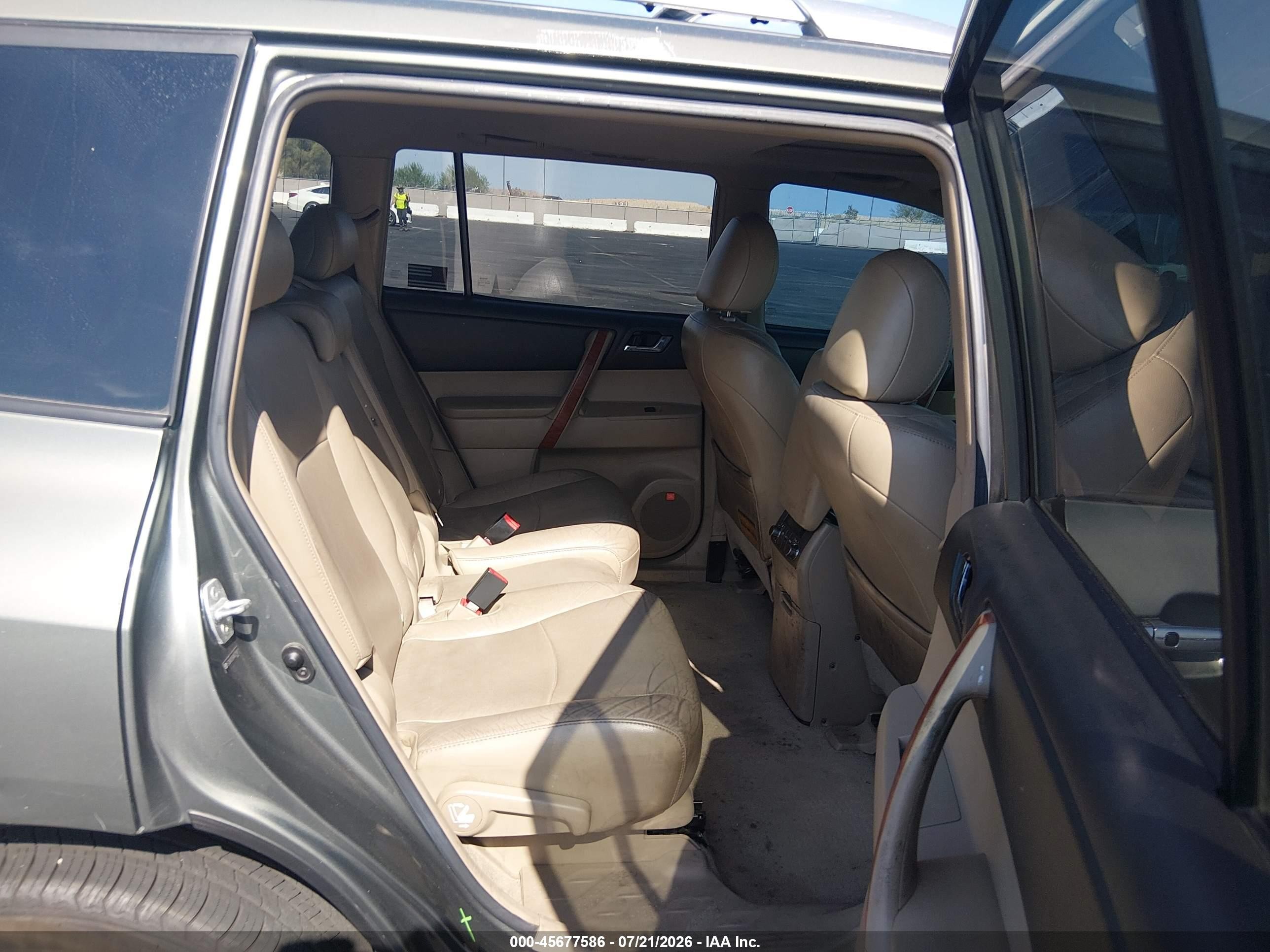 2010 Toyota Highlander Limited V6 Green vin: 5TDDK3EH2AS021801