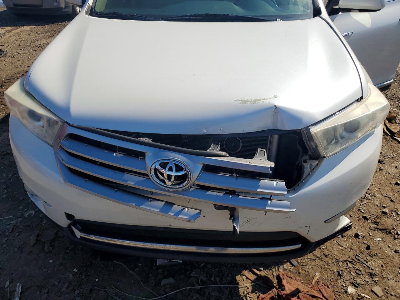 2011 Toyota Highlander Limited White vin: 5TDDK3EH2BS055013