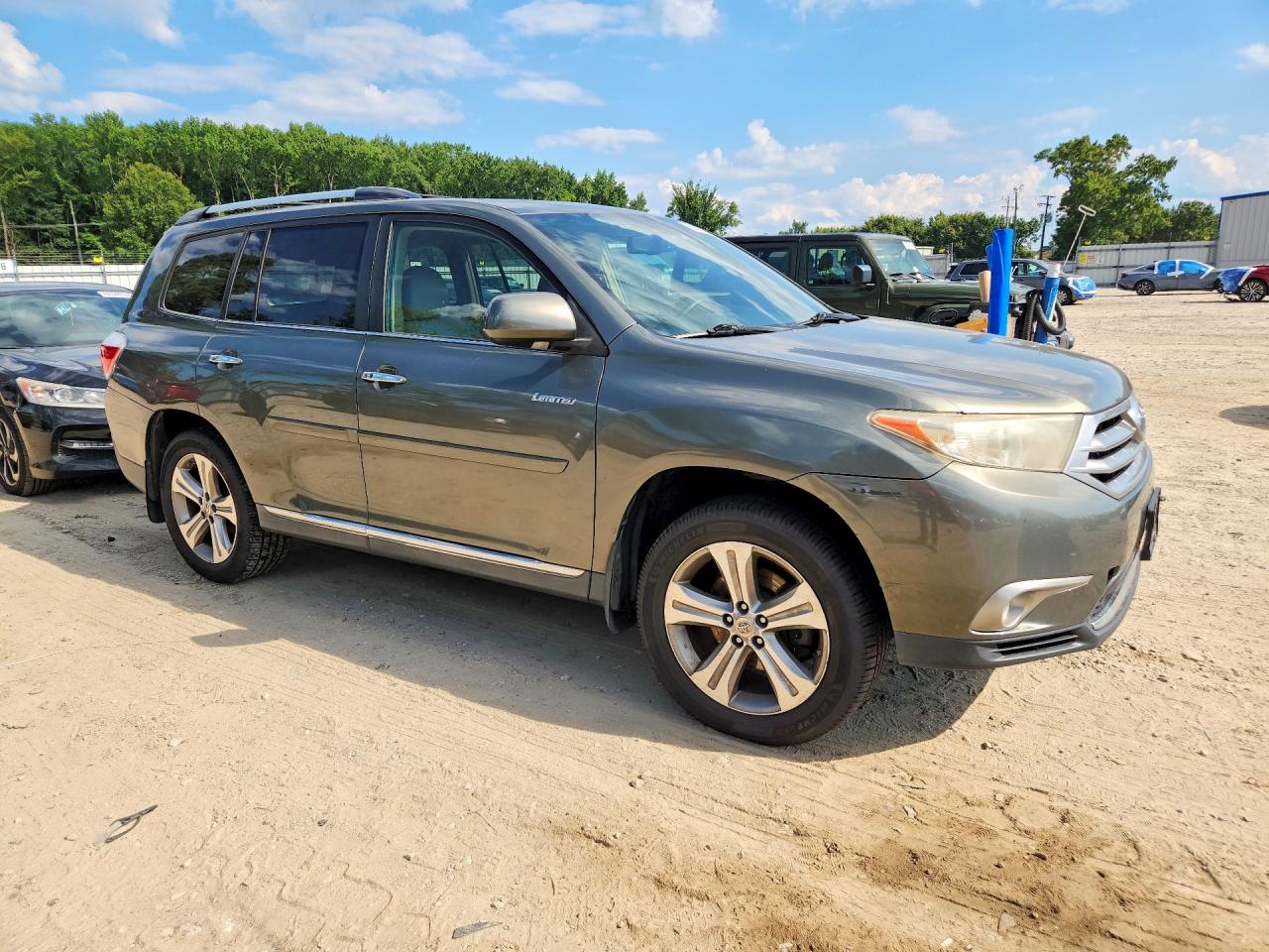 2011 Toyota Highlander Limited Green vin: 5TDDK3EH2BS068148