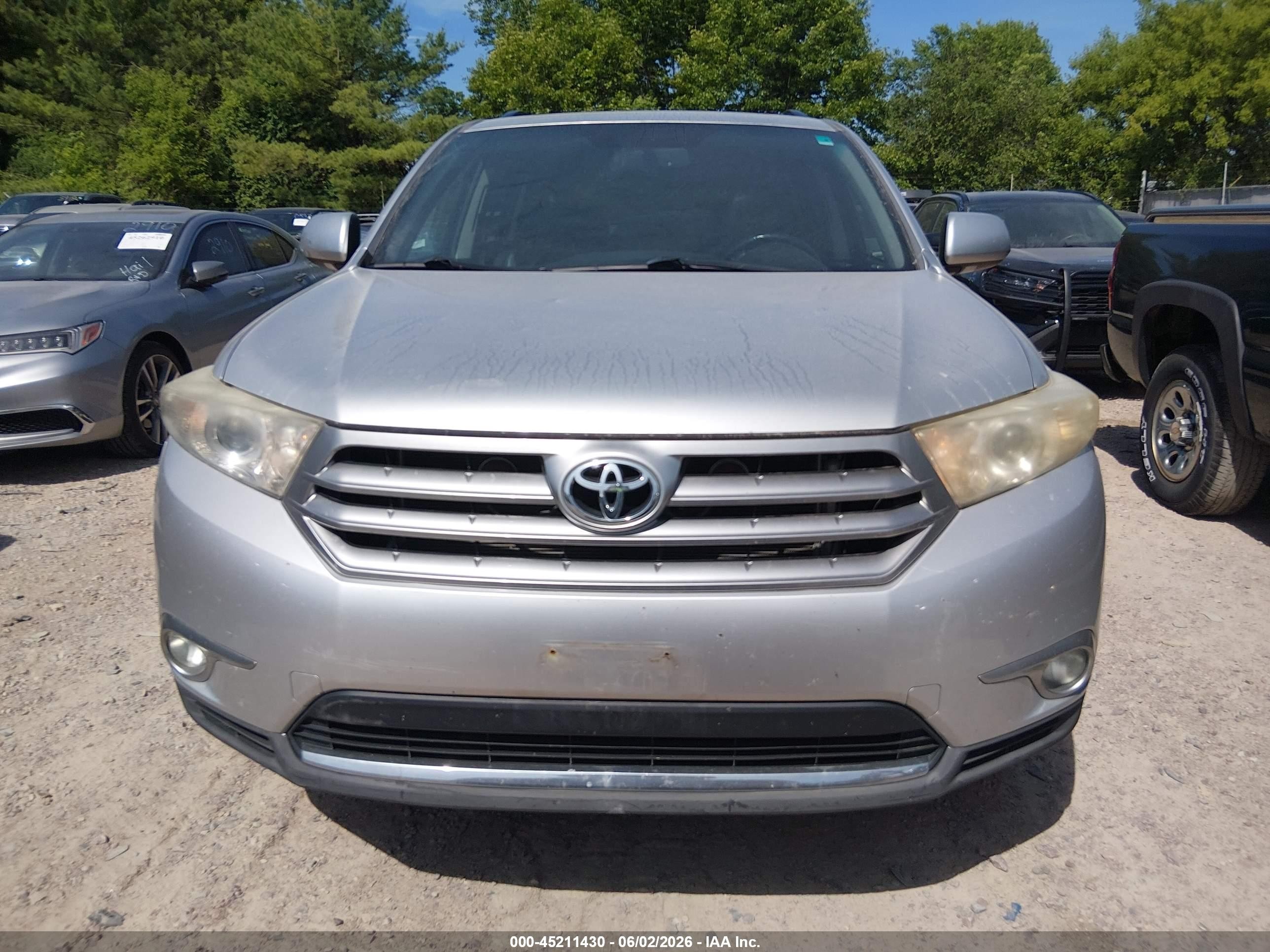 2011 Toyota Highlander Limited V6 Silver vin: 5TDDK3EH2BS083801