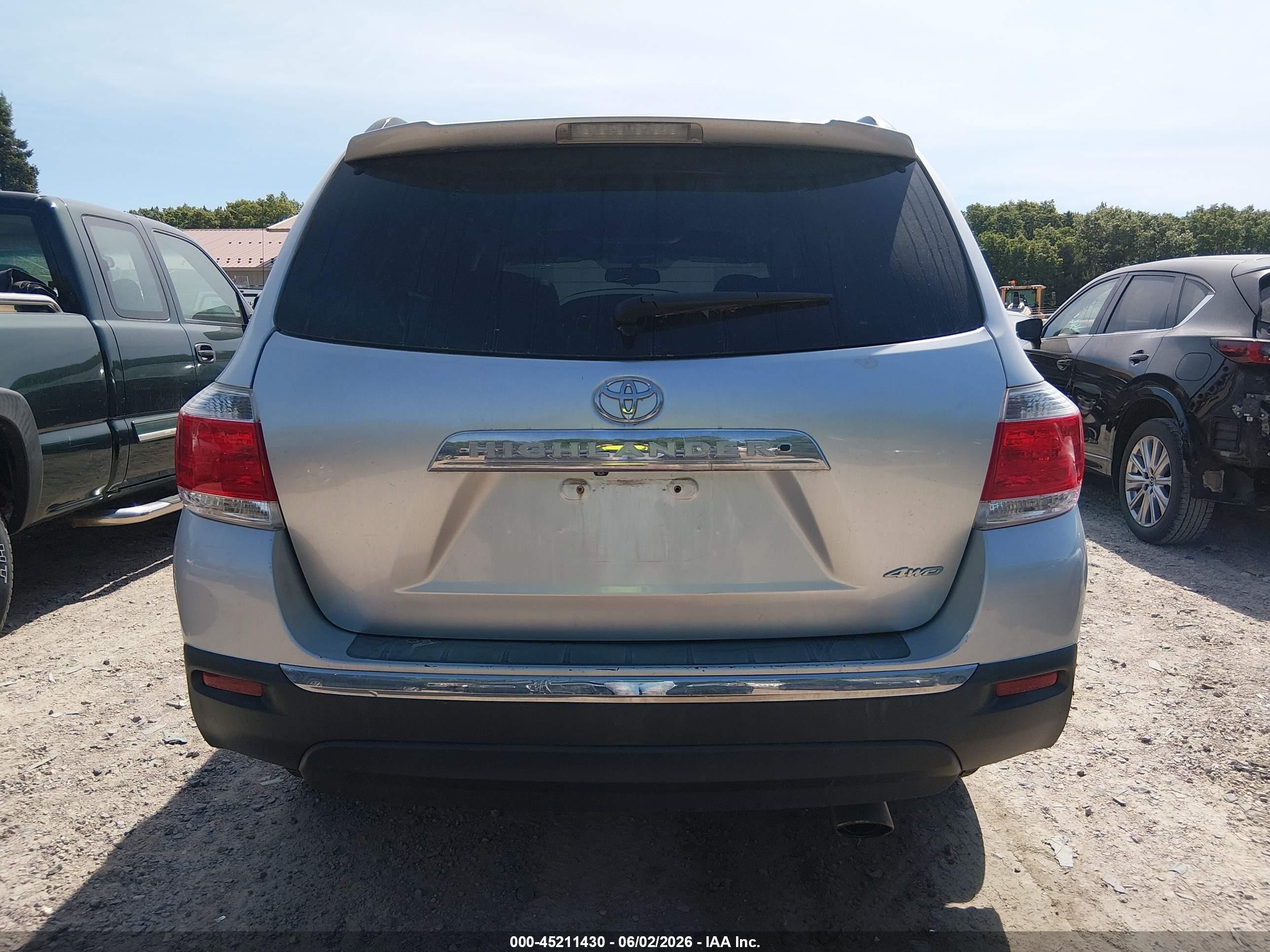 2011 Toyota Highlander Limited V6 Silver vin: 5TDDK3EH2BS083801