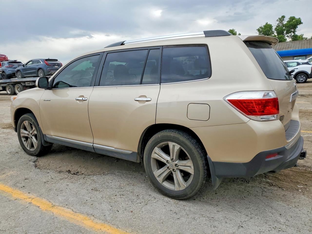 2012 Toyota Highlander Limited Tan vin: 5TDDK3EH2CS095903