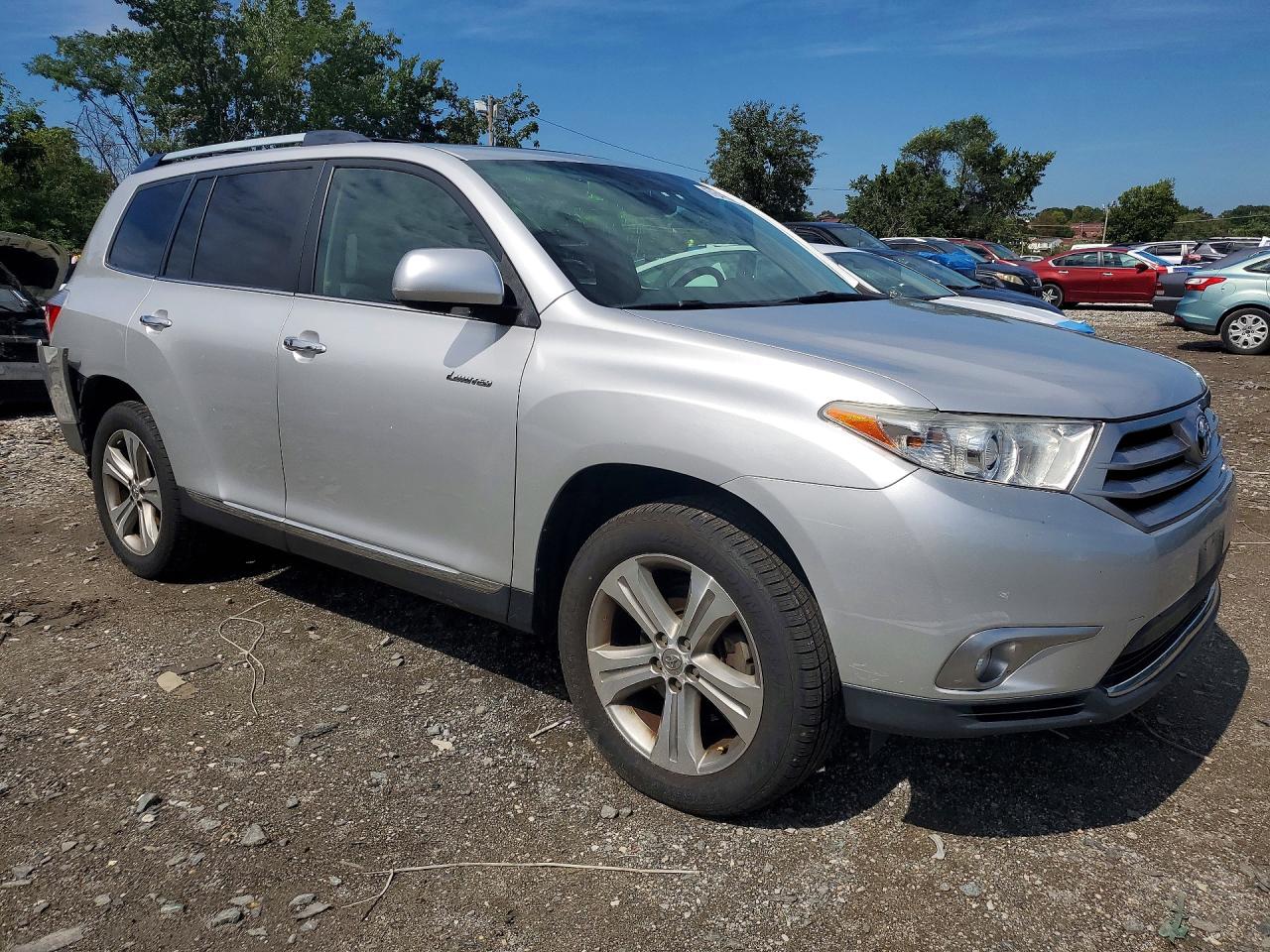 2012 Toyota Highlander Limited Silver vin: 5TDDK3EH2CS103126