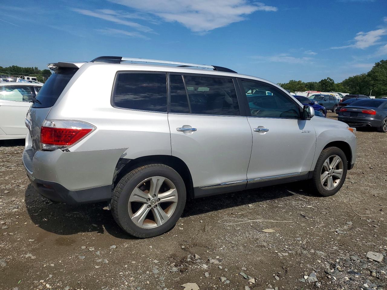 2012 Toyota Highlander Limited Silver vin: 5TDDK3EH2CS103126