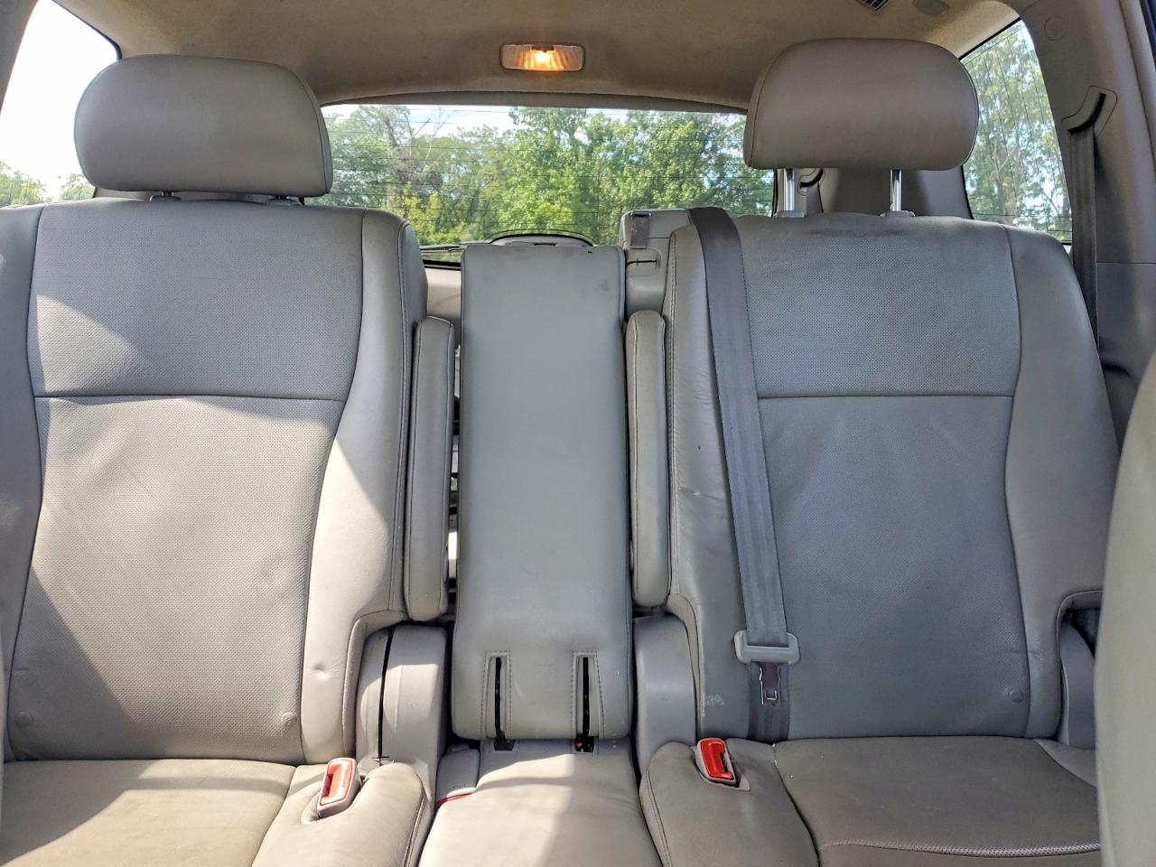 2012 Toyota Highlander Limited Silver vin: 5TDDK3EH2CS103126