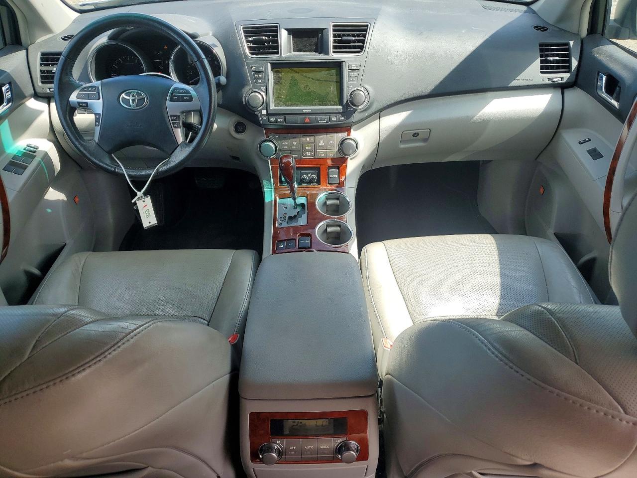 2012 Toyota Highlander Limited Silver vin: 5TDDK3EH2CS103126