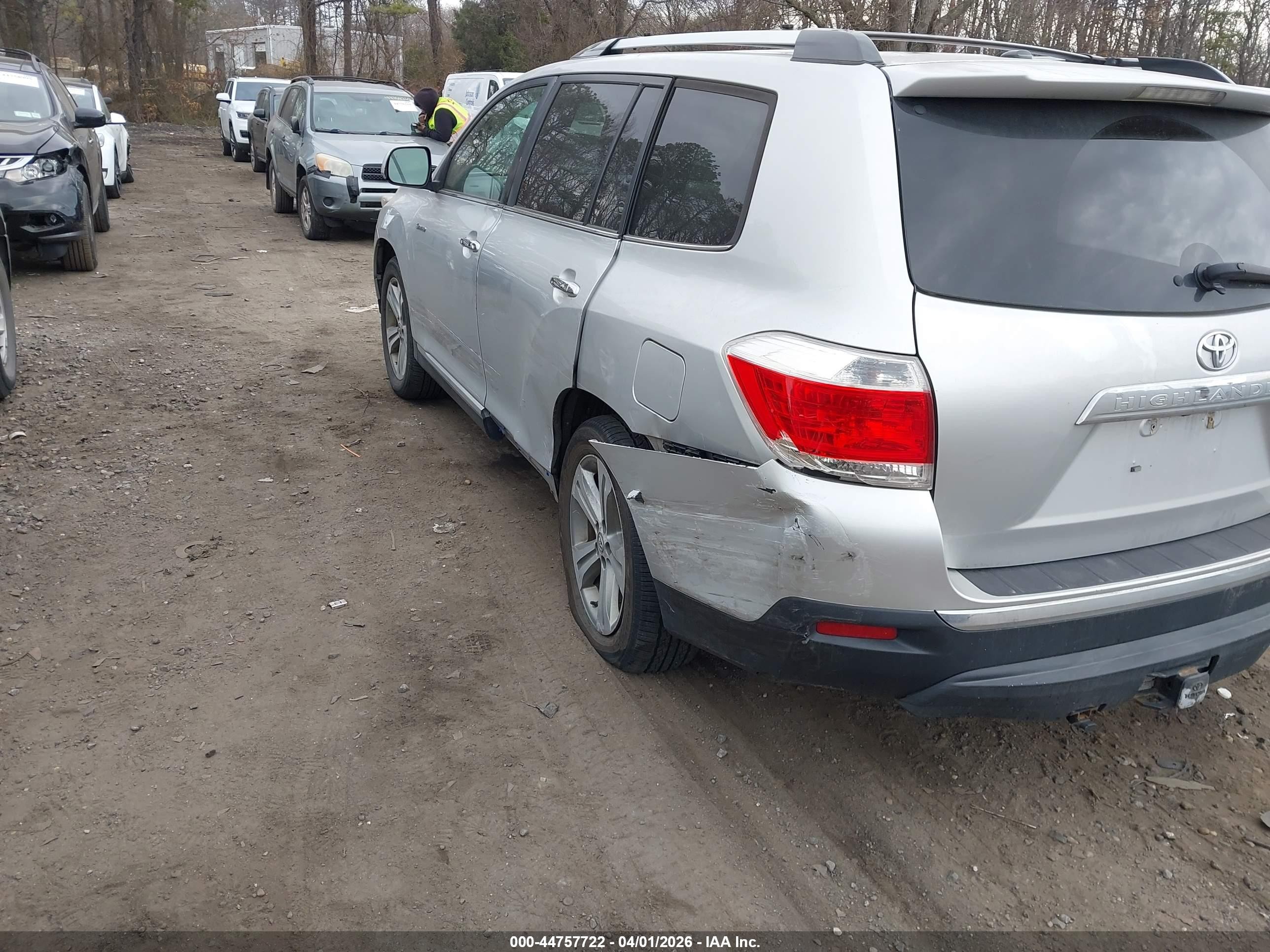 2012 Toyota Highlander Limited V6 Серебряный vin: 5TDDK3EH2CS113185